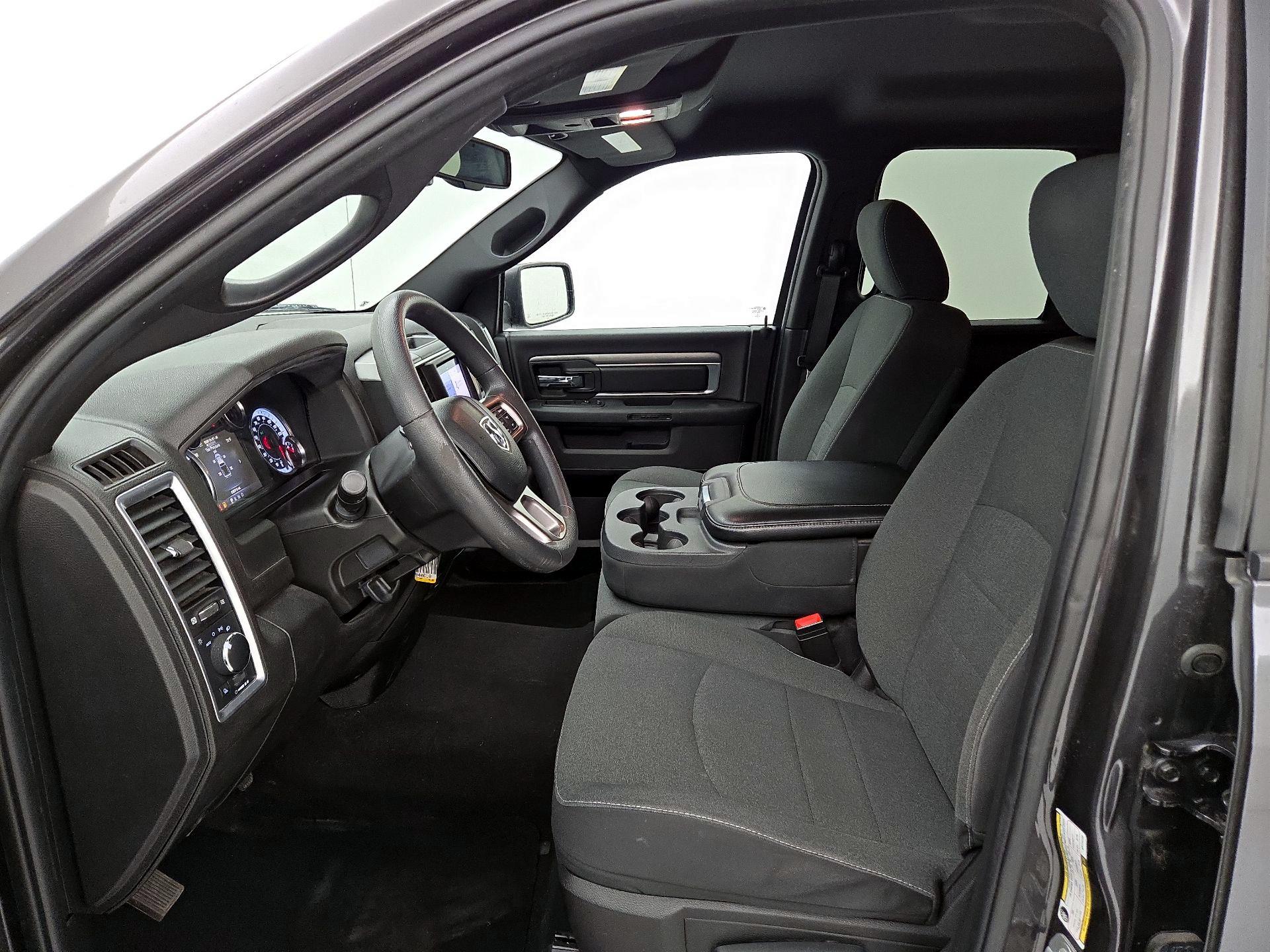 Thumbnail: 2022 RAM 1500 Classic - 11