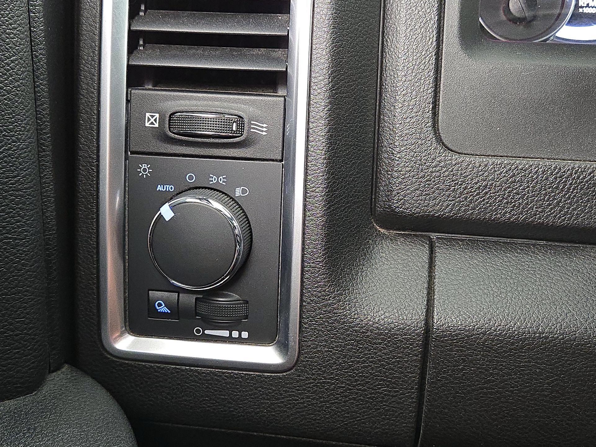 Thumbnail: 2022 RAM 1500 Classic - 13
