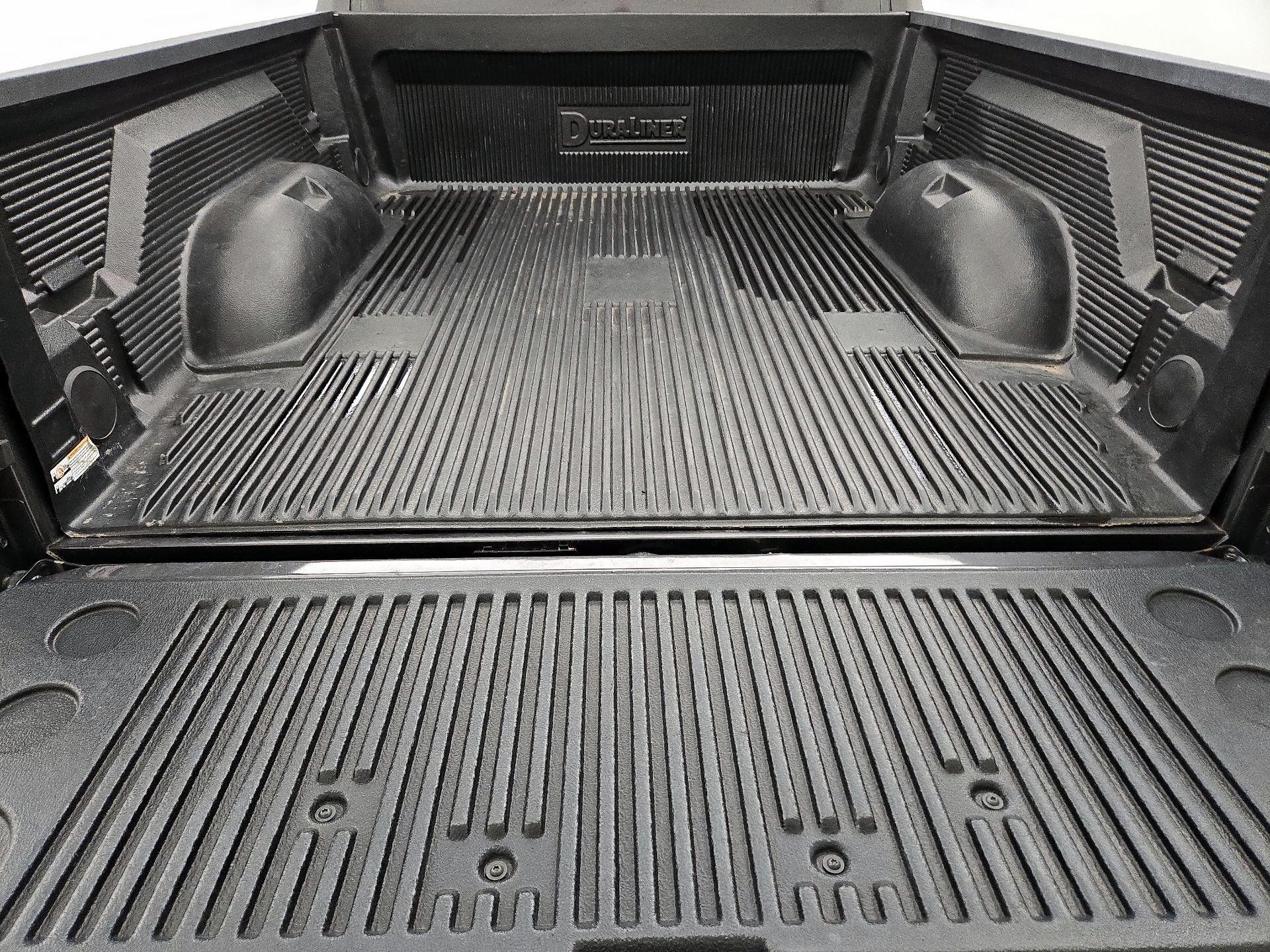 Thumbnail: 2022 RAM 1500 Classic - 20