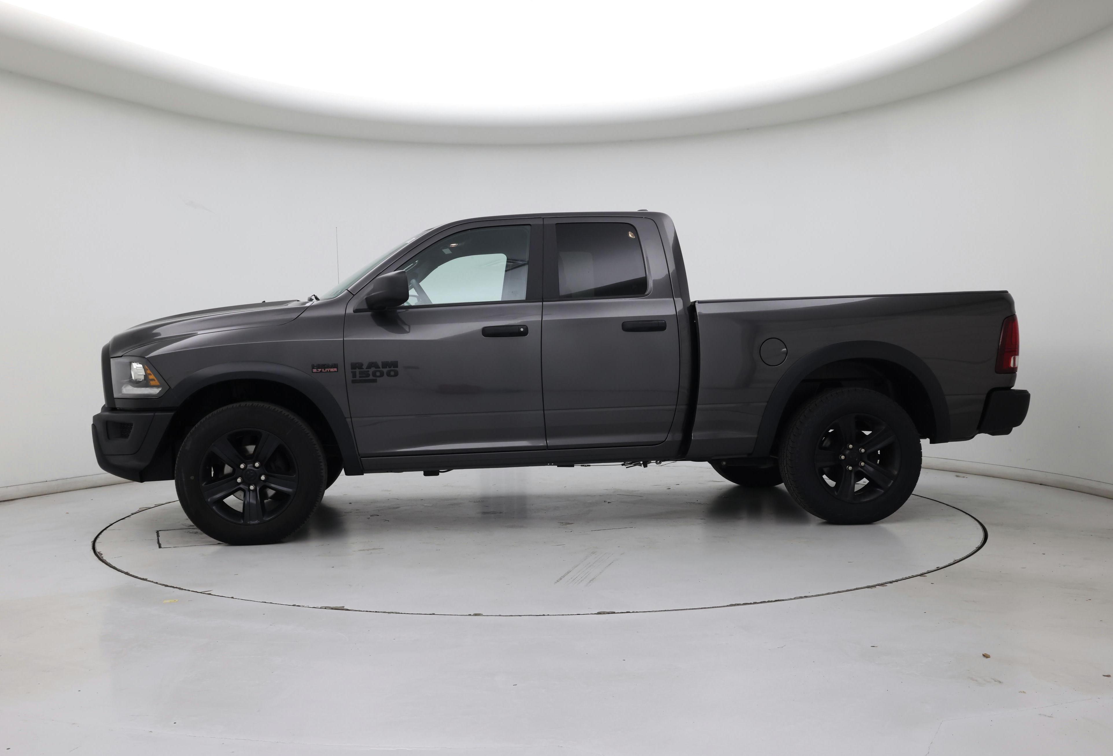 Thumbnail: 2022 RAM 1500 Classic - 3