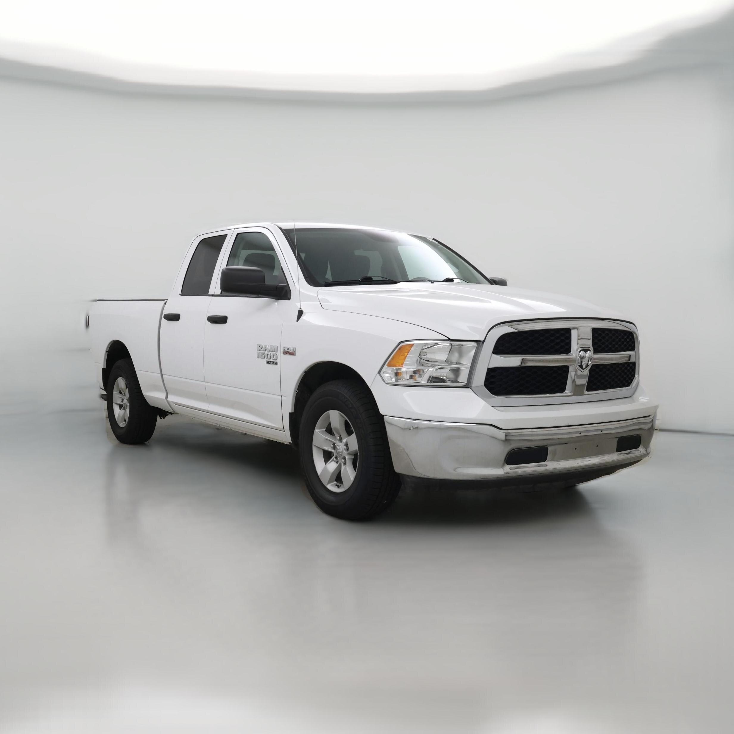 Thumbnail: 2020 RAM 1500 Classic - 1