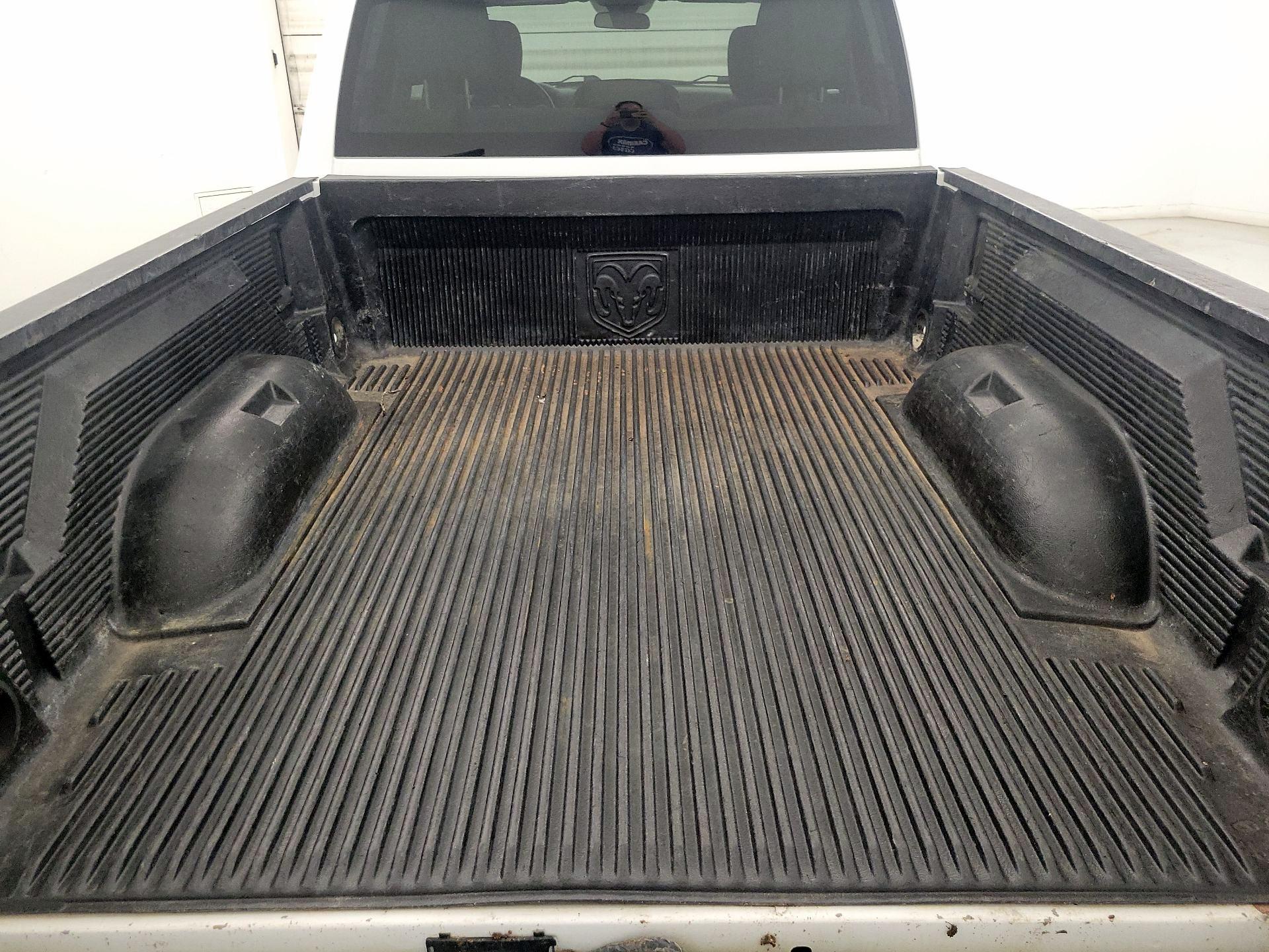 Thumbnail: 2020 RAM 1500 Classic - 20