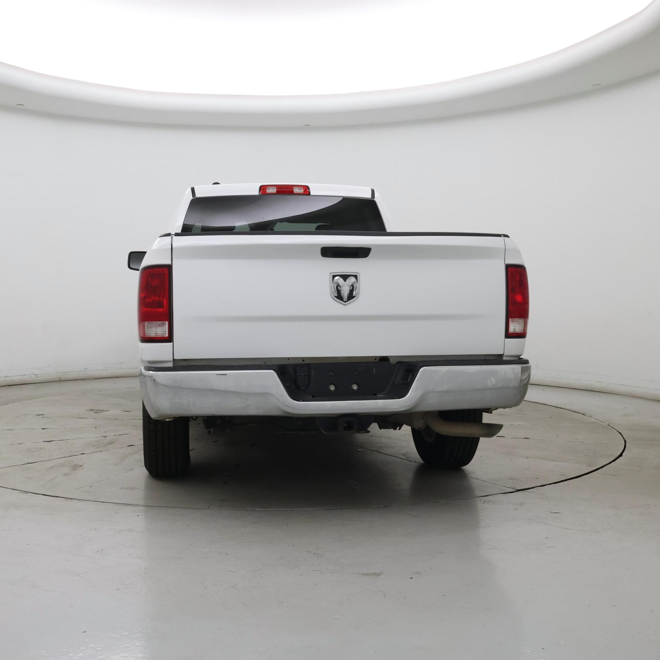 Thumbnail: 2020 RAM 1500 Classic - 6