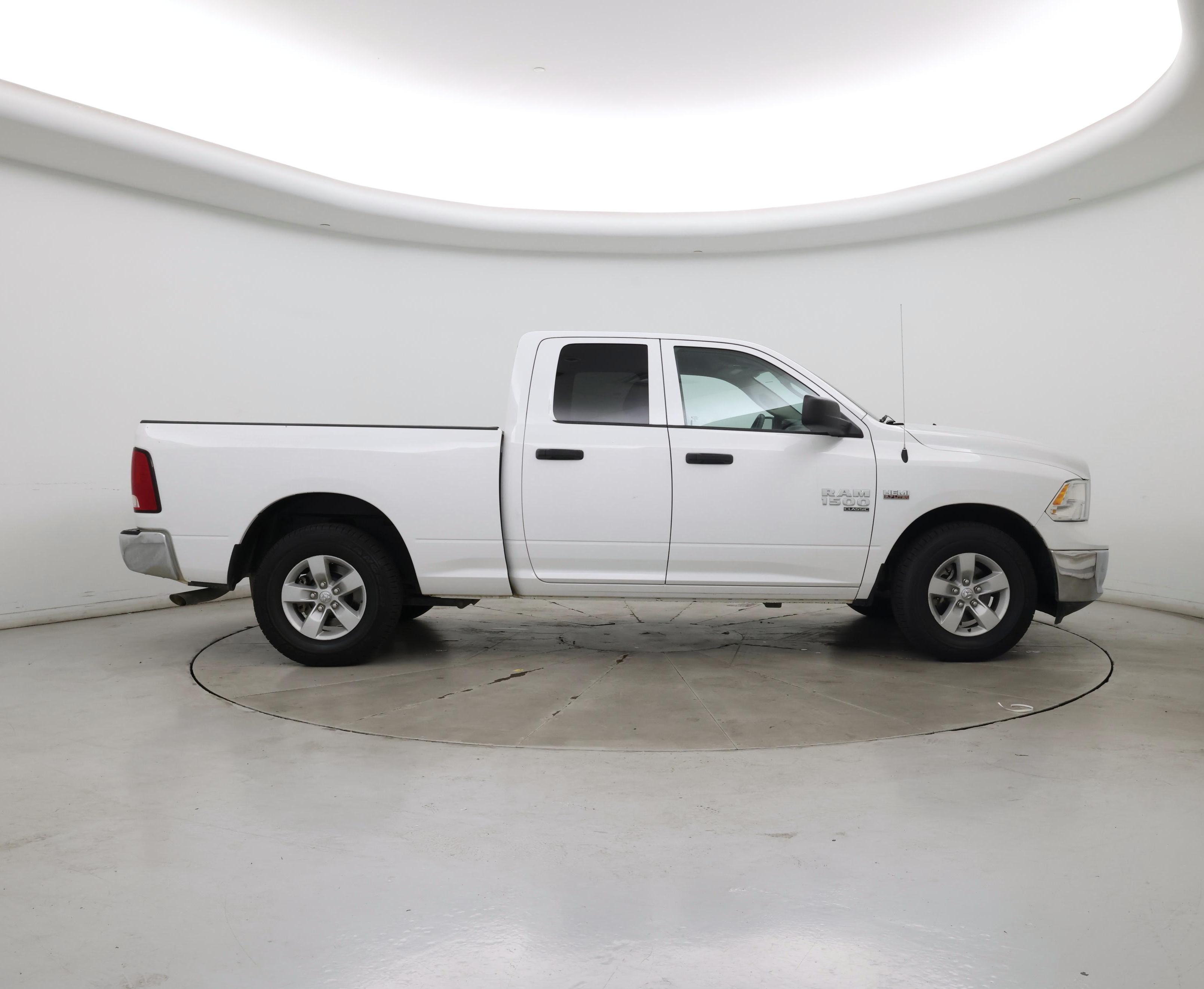 Thumbnail: 2020 RAM 1500 Classic - 7