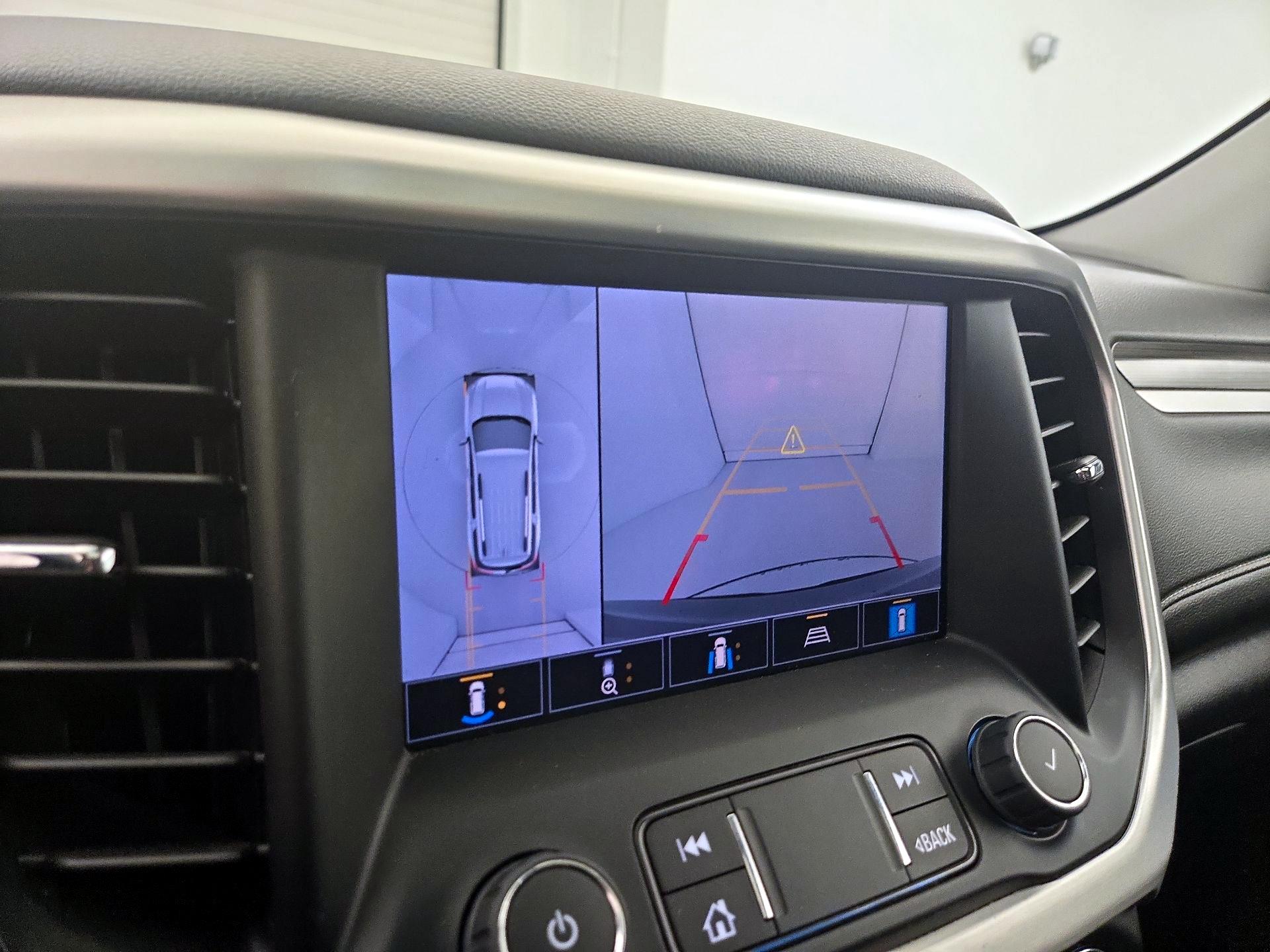 Thumbnail: 2023 GMC Acadia - 15