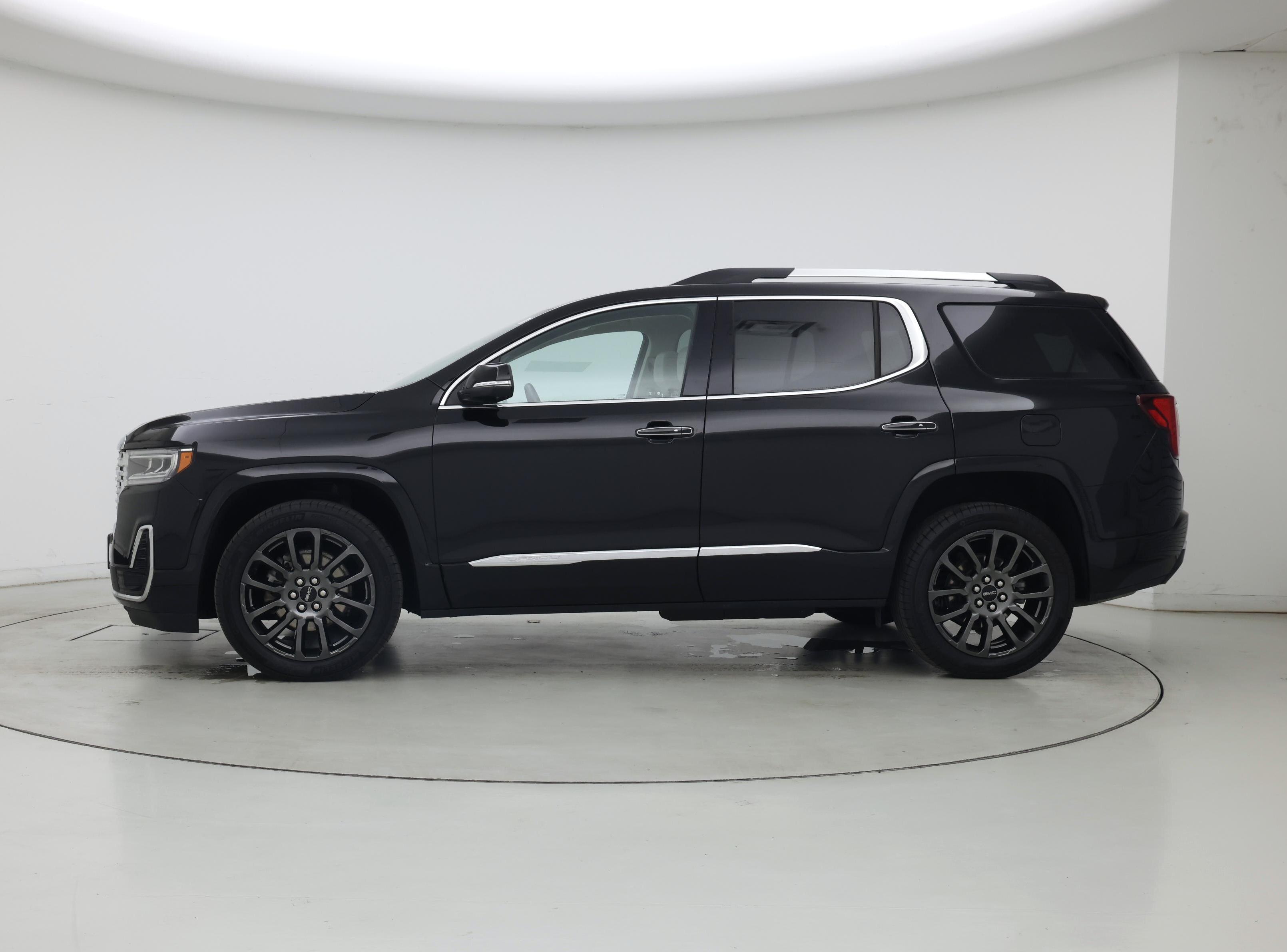 Thumbnail: 2023 GMC Acadia - 3