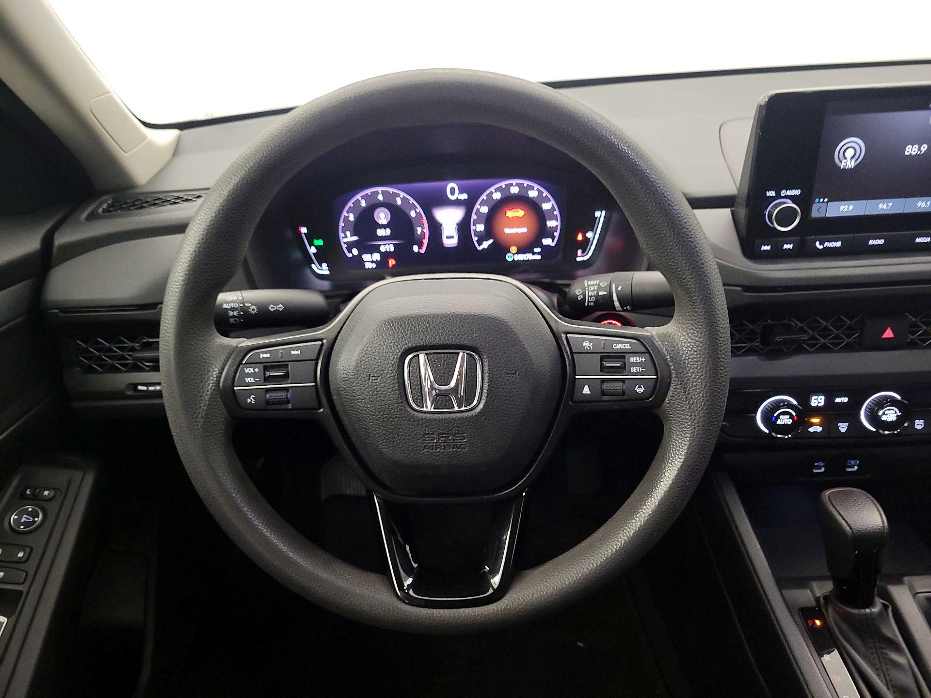 Thumbnail: 2023 Honda Accord - 10