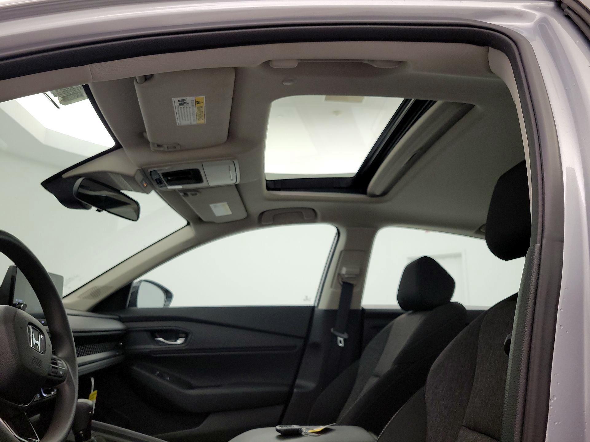 Thumbnail: 2025 Honda Accord - 18