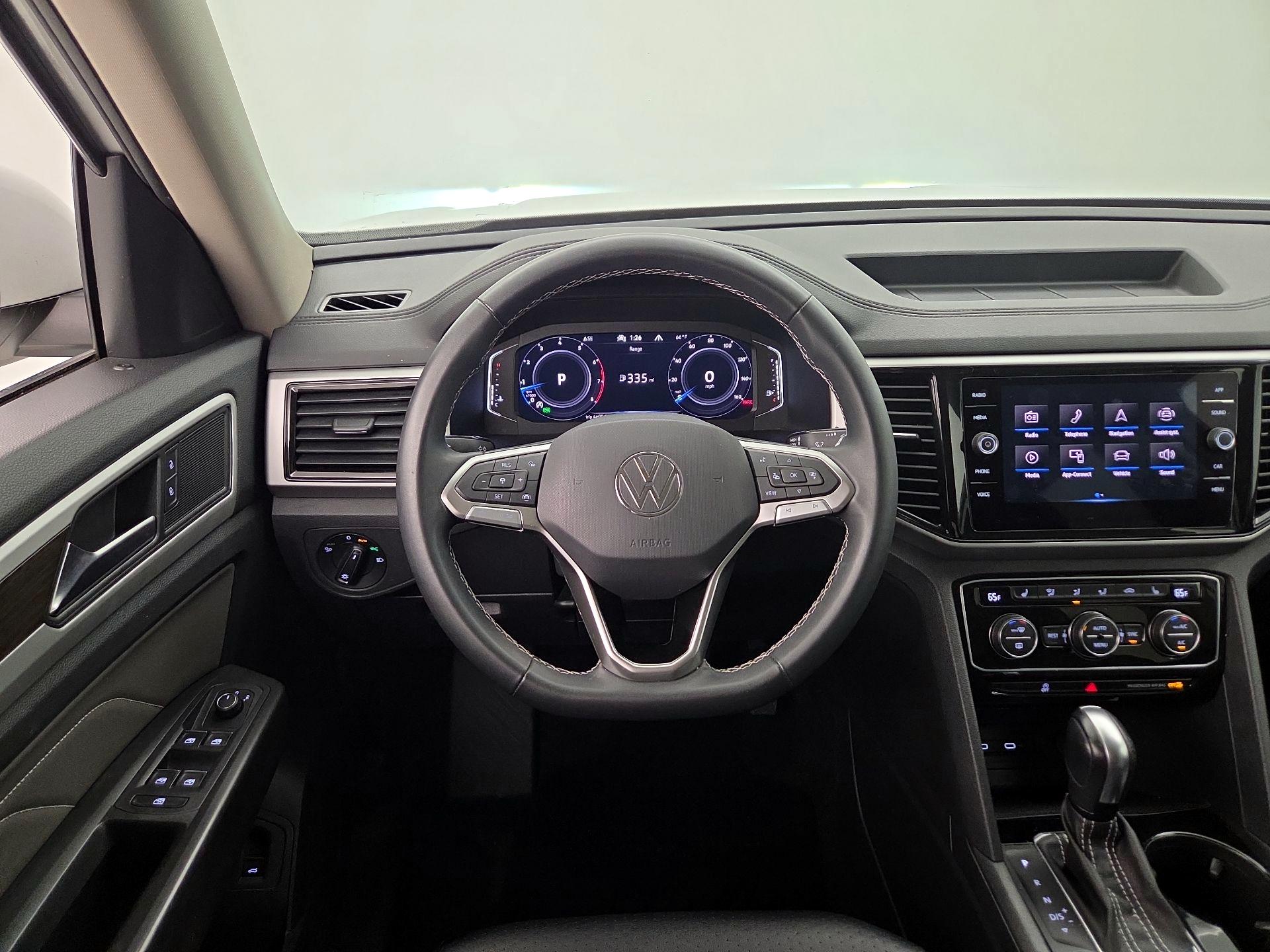 Thumbnail: 2023 Volkswagen Atlas - 10