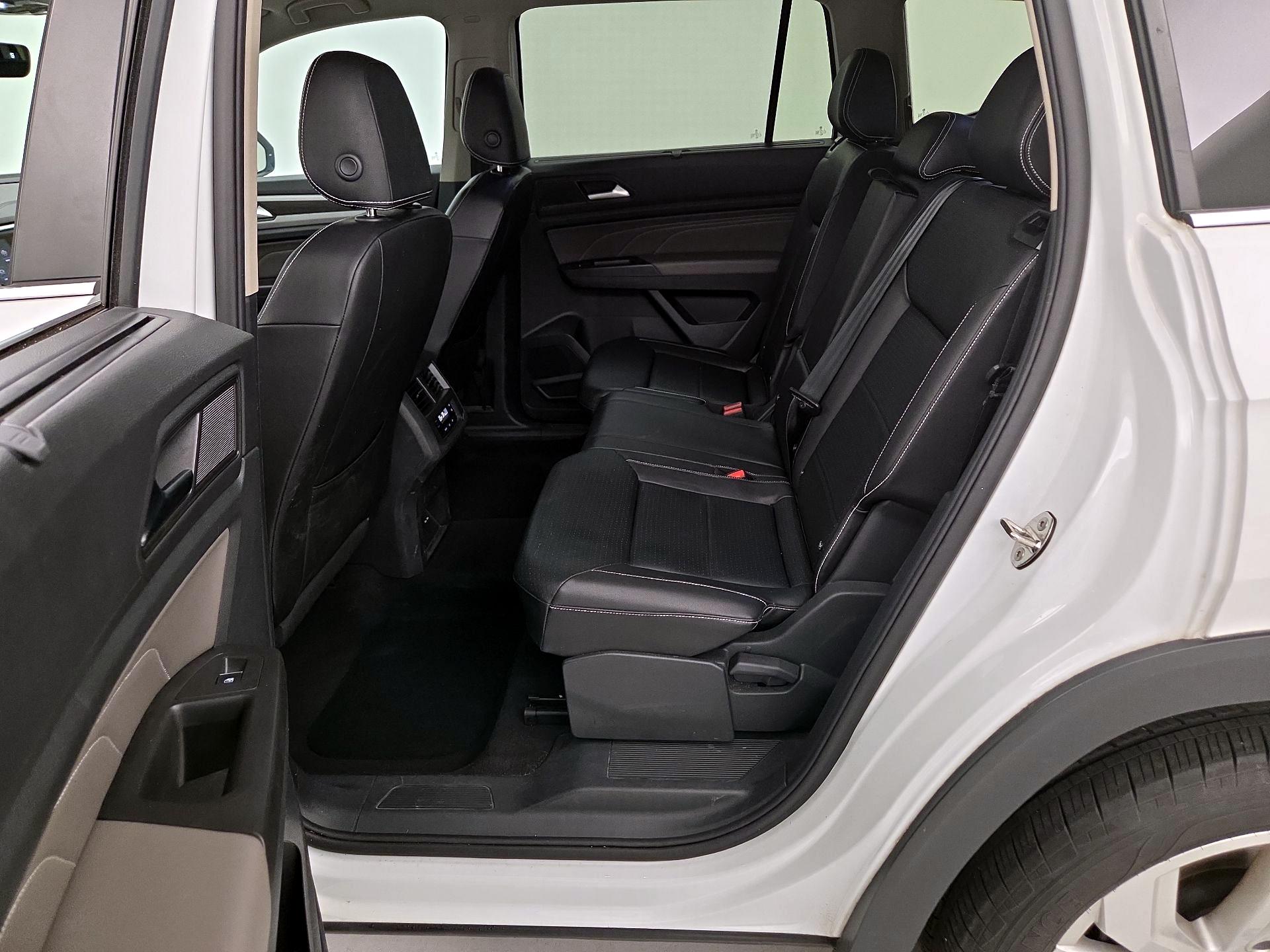 Thumbnail: 2023 Volkswagen Atlas - 20