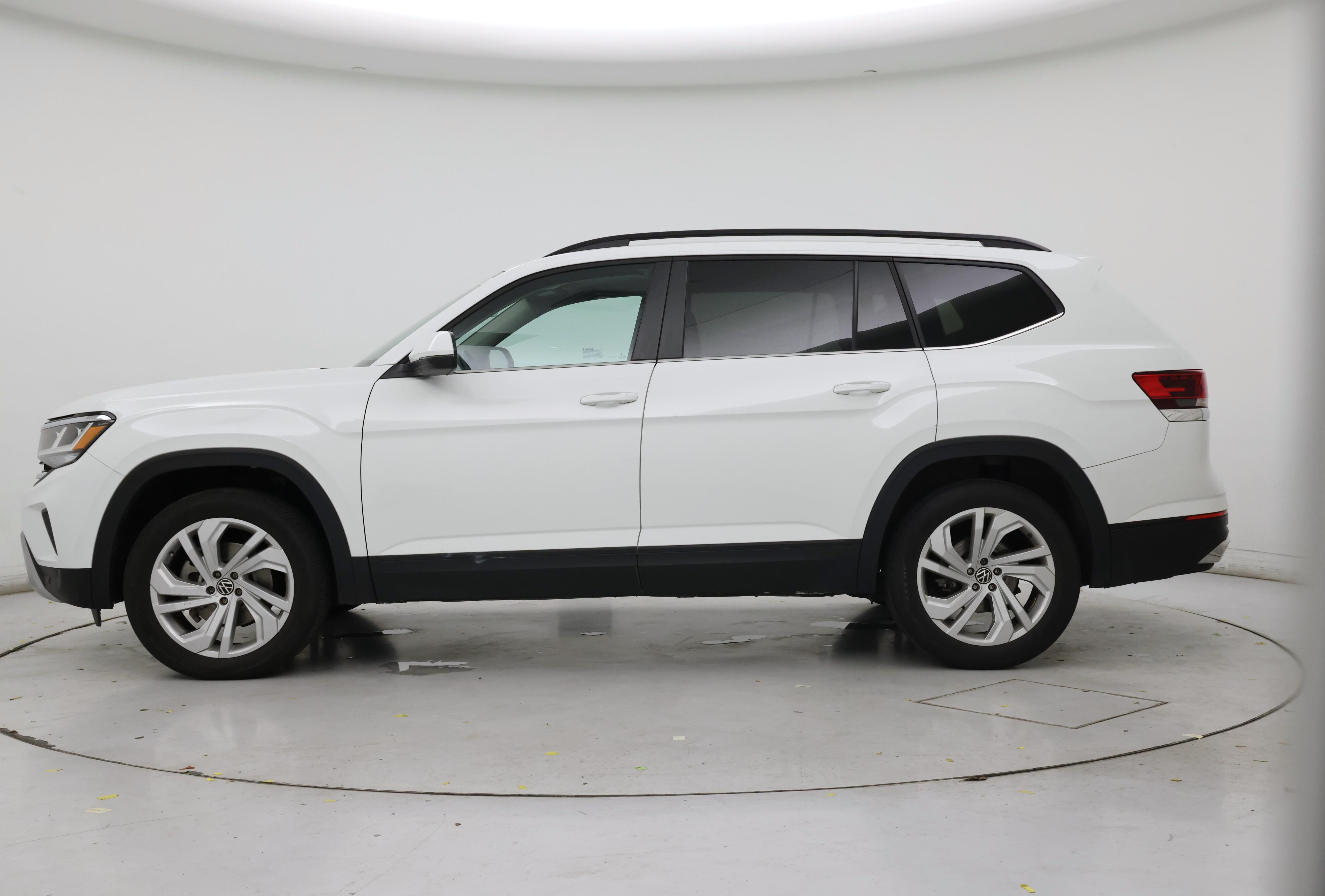 Thumbnail: 2023 Volkswagen Atlas - 3