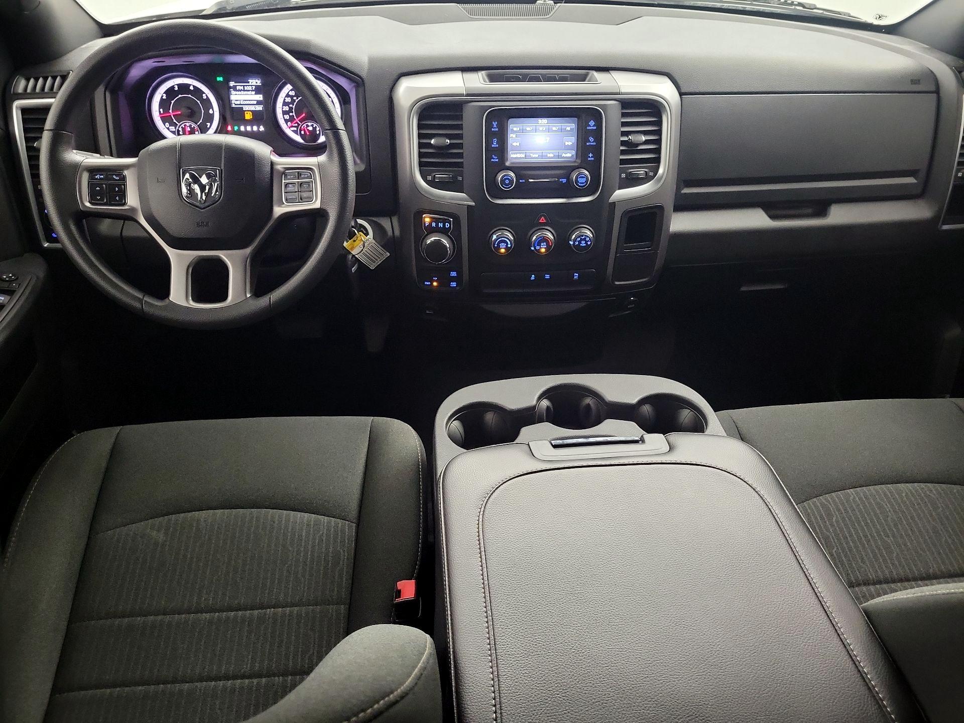 Thumbnail: 2022 RAM 1500 Classic - 9