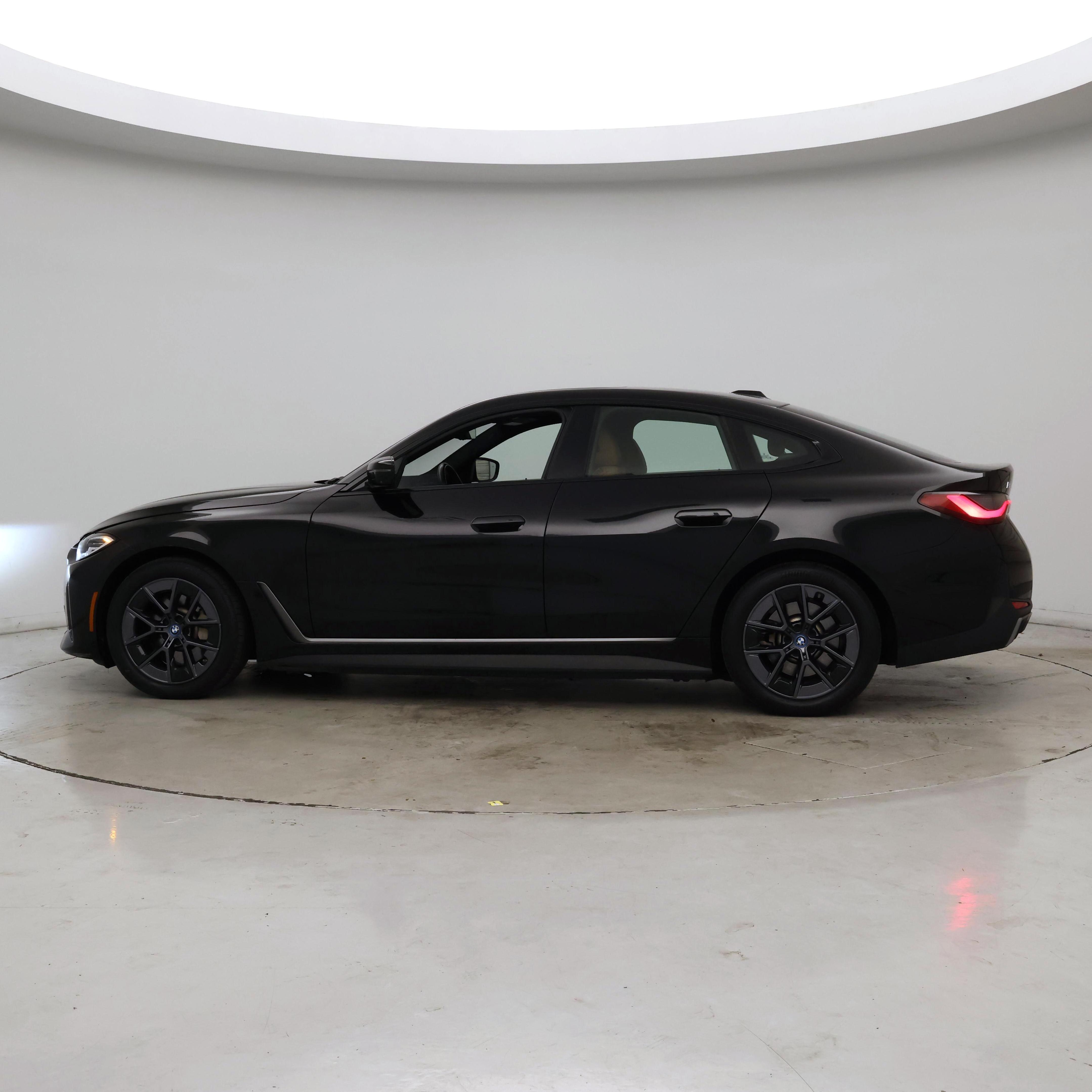 Thumbnail: 2023 BMW i4 - 4