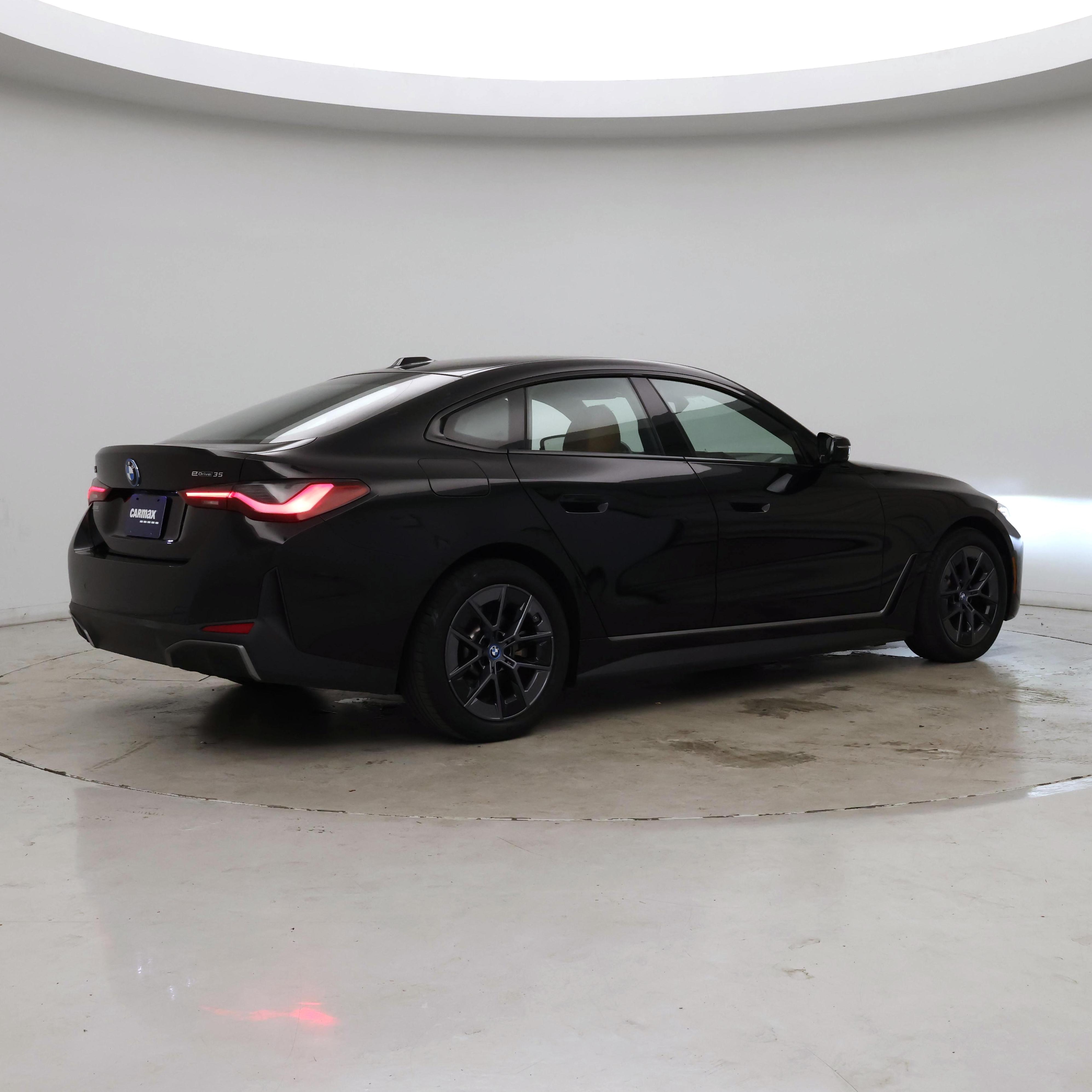 Thumbnail: 2023 BMW i4 - 8