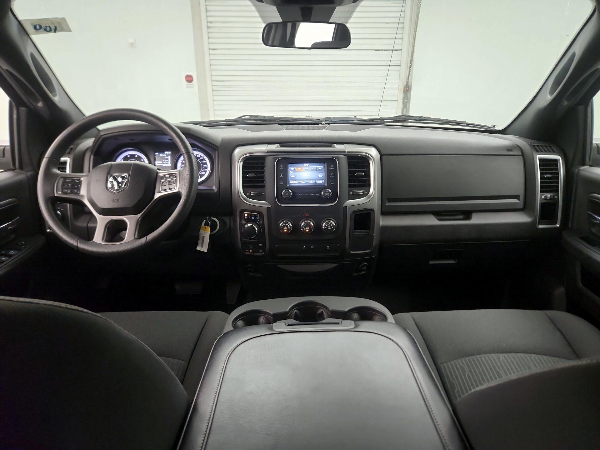 Thumbnail: 2022 RAM 1500 Classic - 9