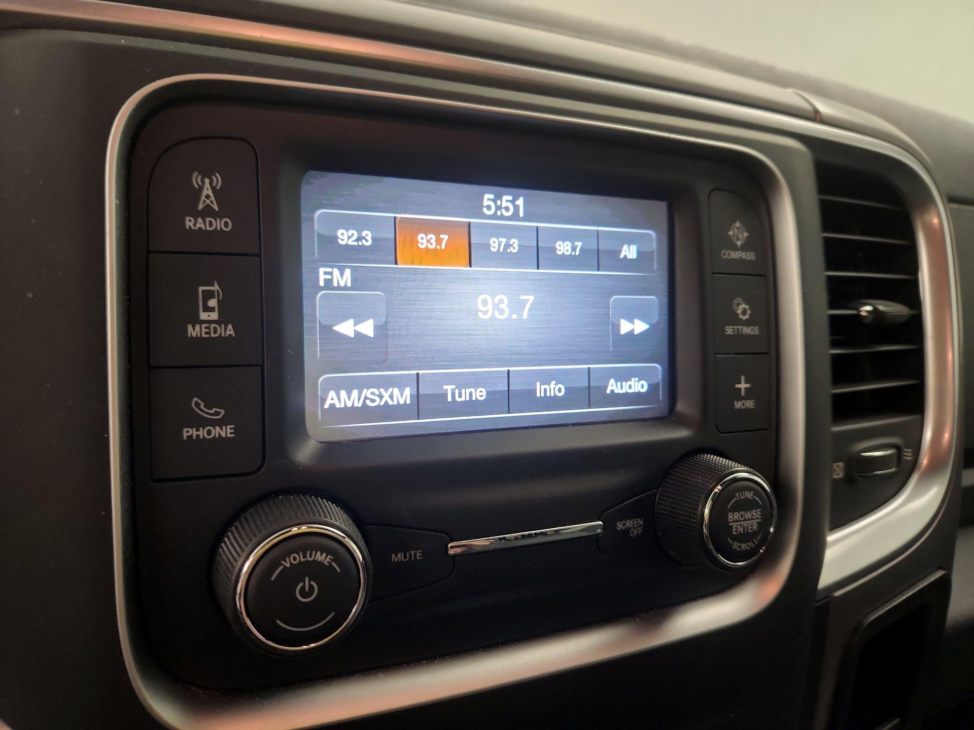 Thumbnail: 2022 RAM 1500 Classic - 15