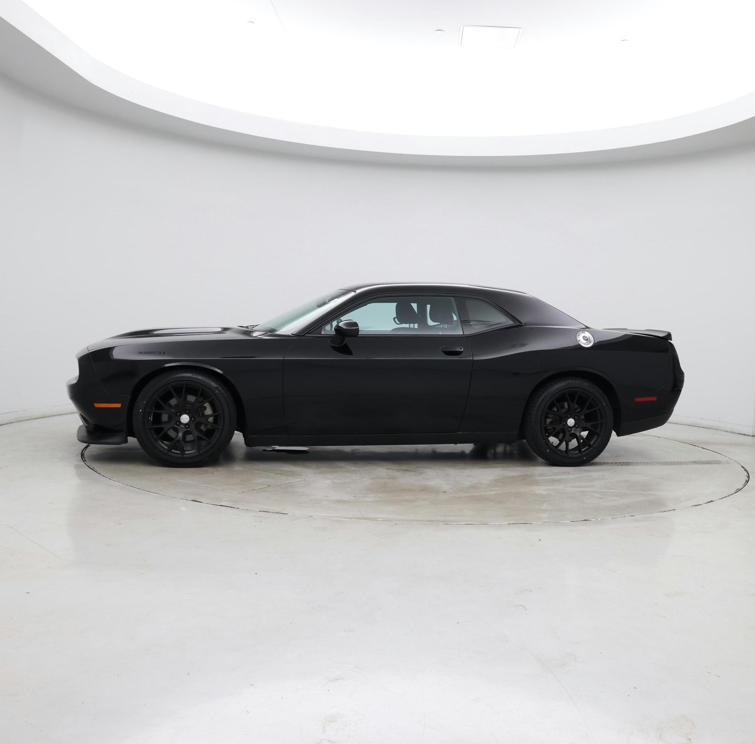 Thumbnail: 2022 Dodge Challenger - 2