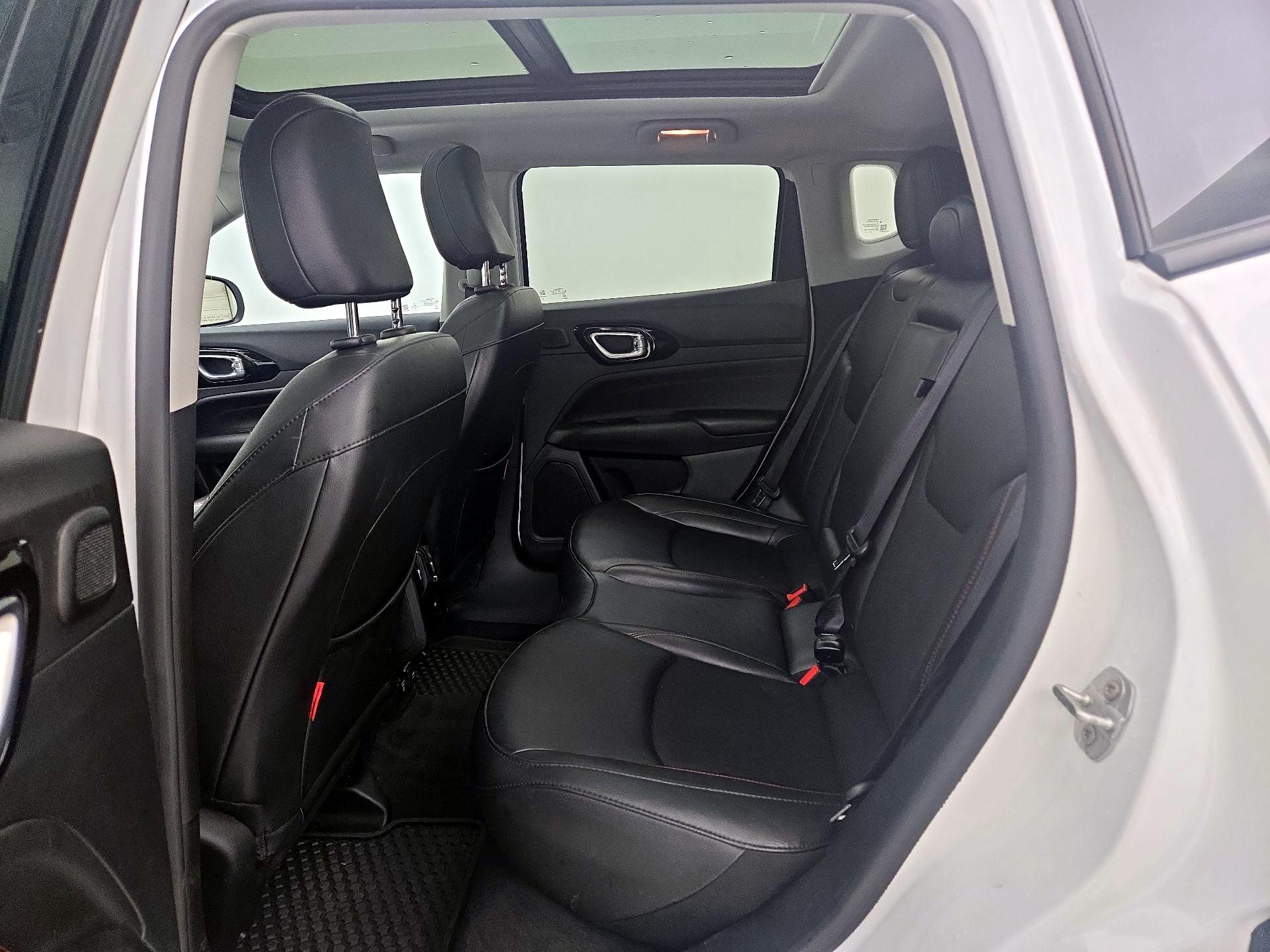 Thumbnail: 2022 Jeep Compass - 20