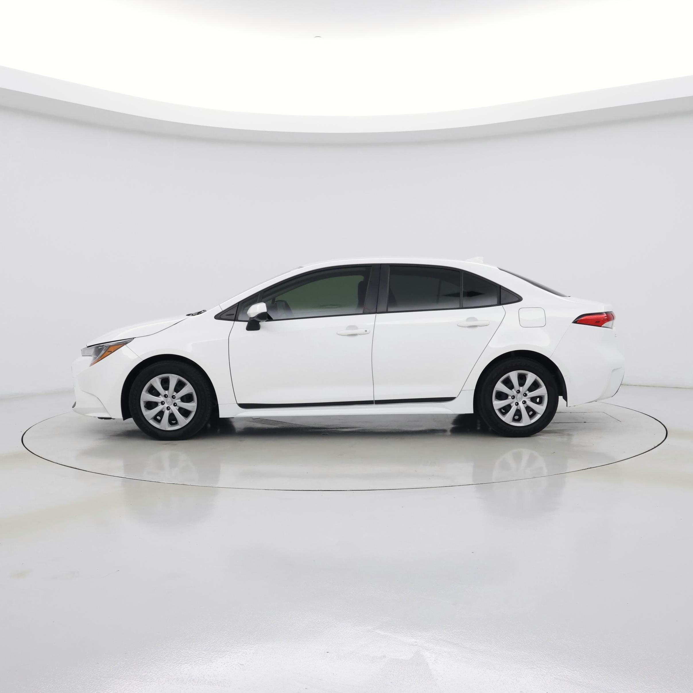 Thumbnail: 2022 Toyota Corolla - 3