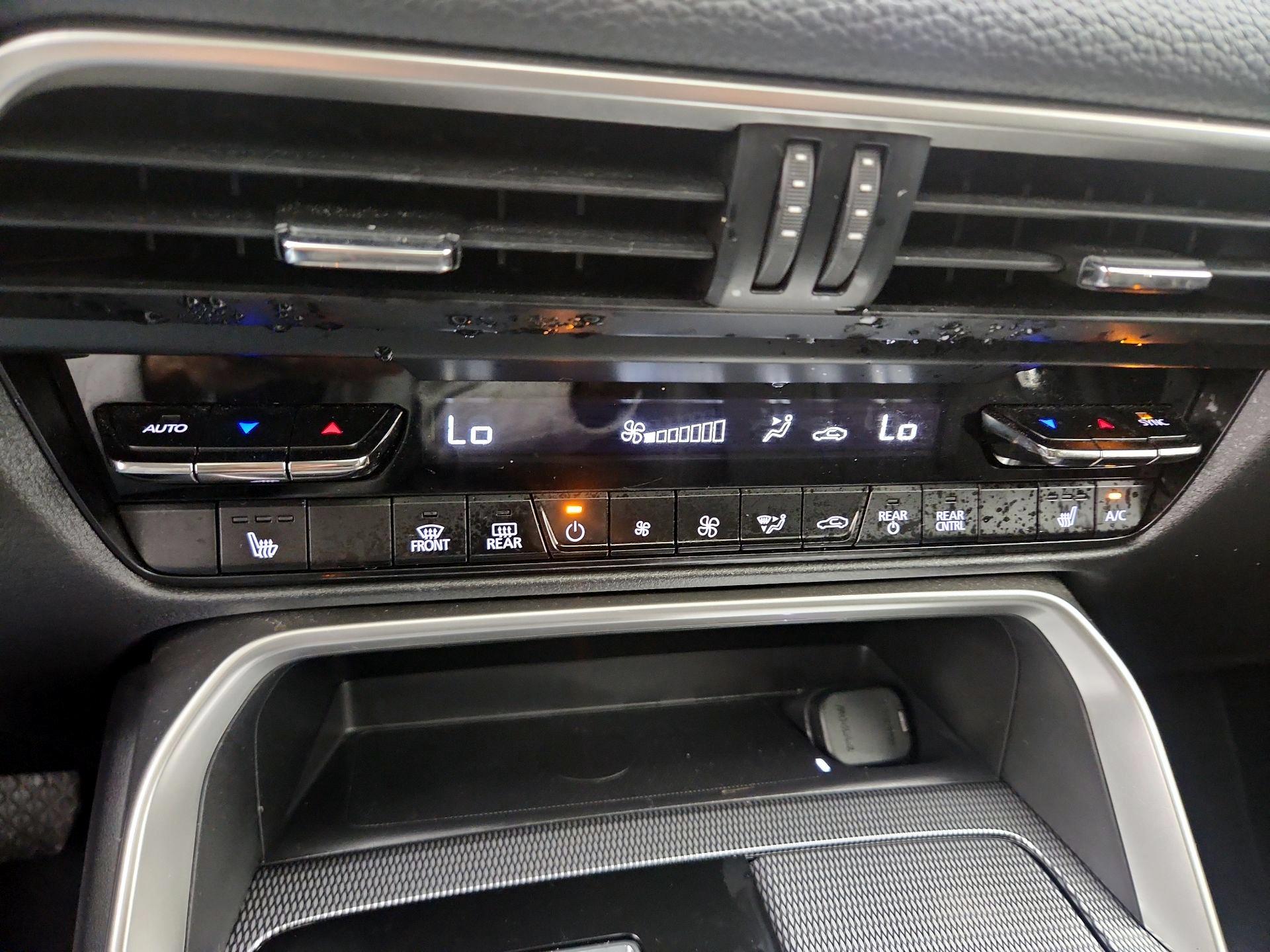 Thumbnail: 2024 Mazda CX-90 - 16