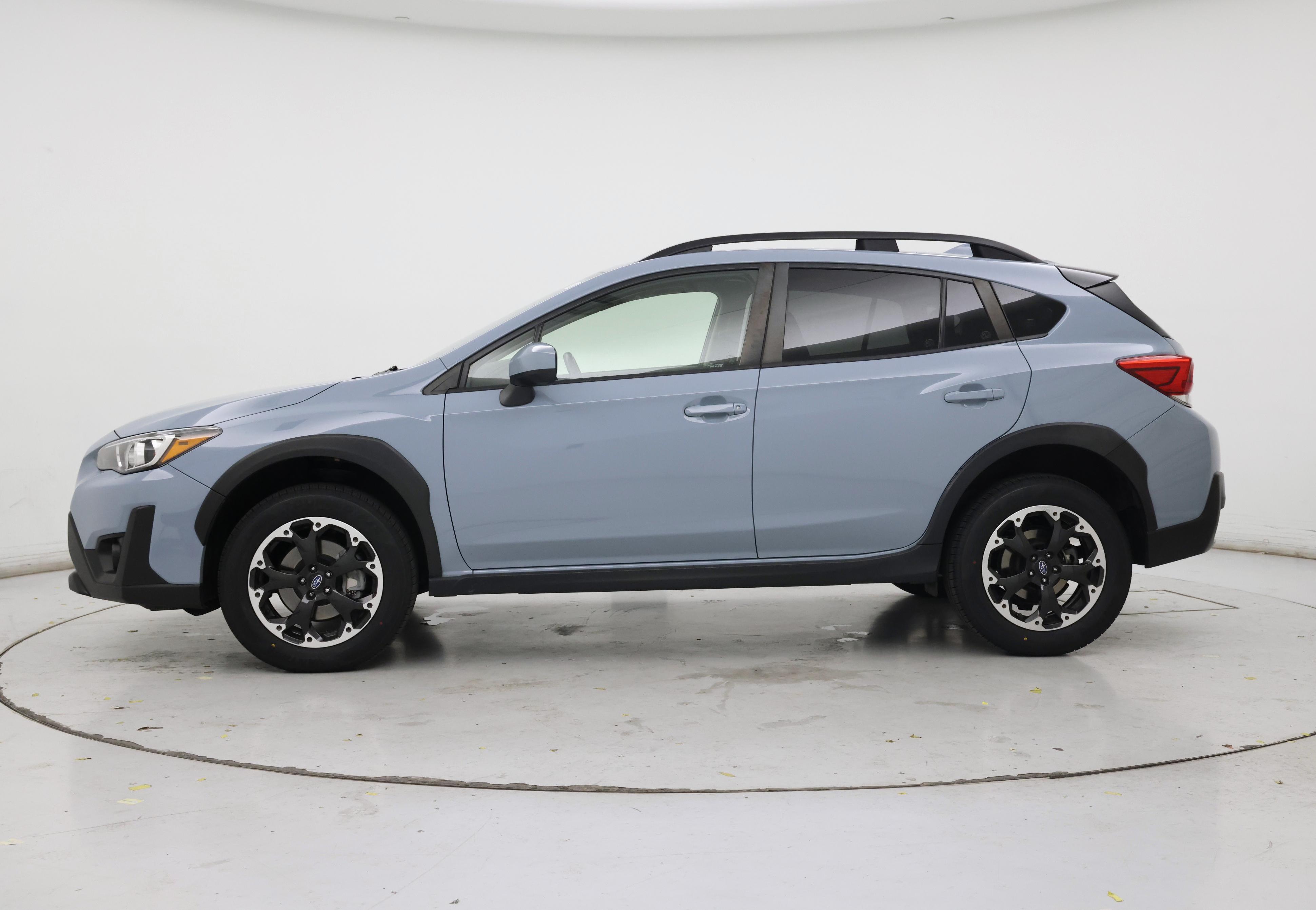 Thumbnail: 2021 Subaru Crosstrek - 3