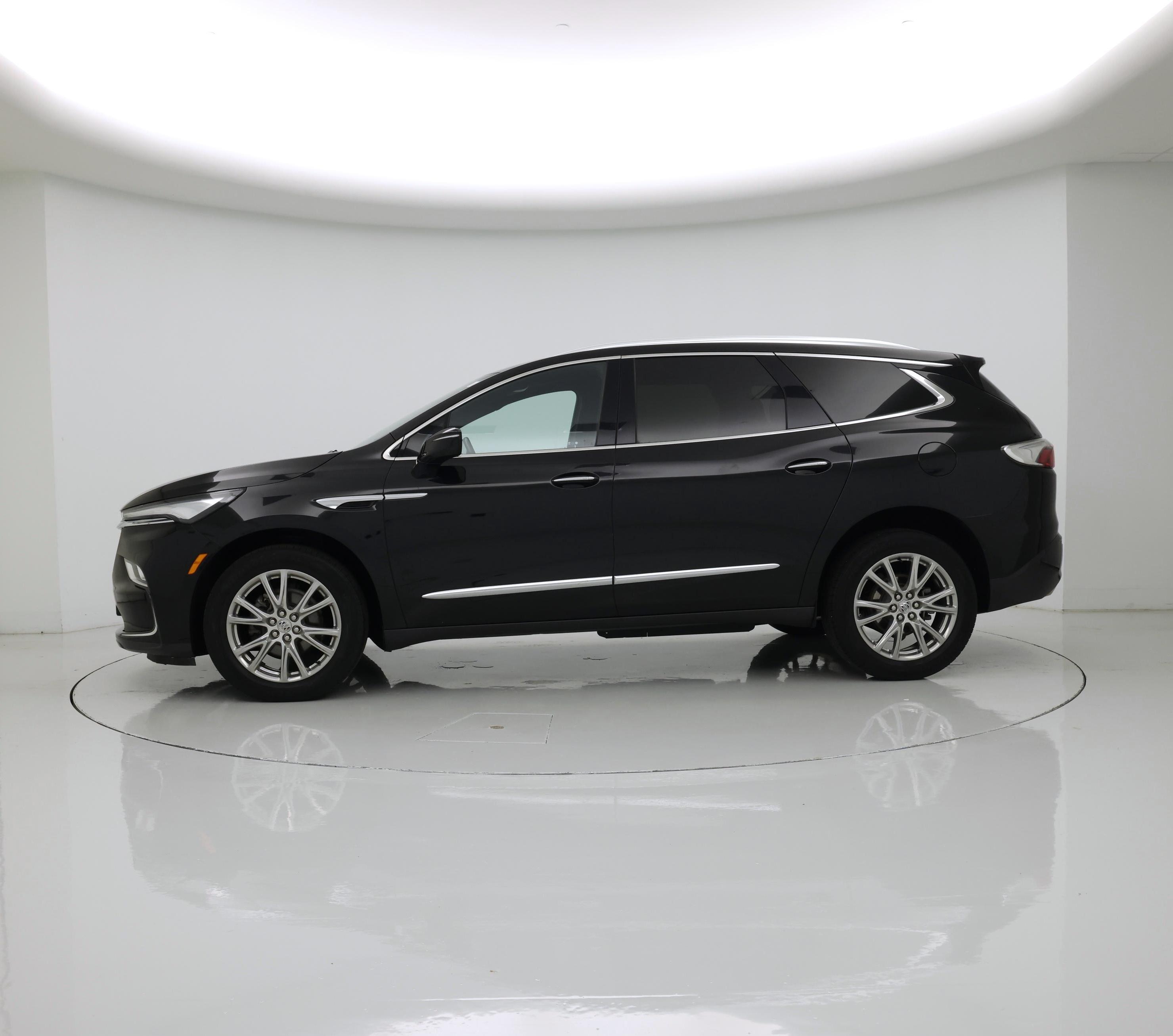 Thumbnail: 2023 Buick Enclave - 3