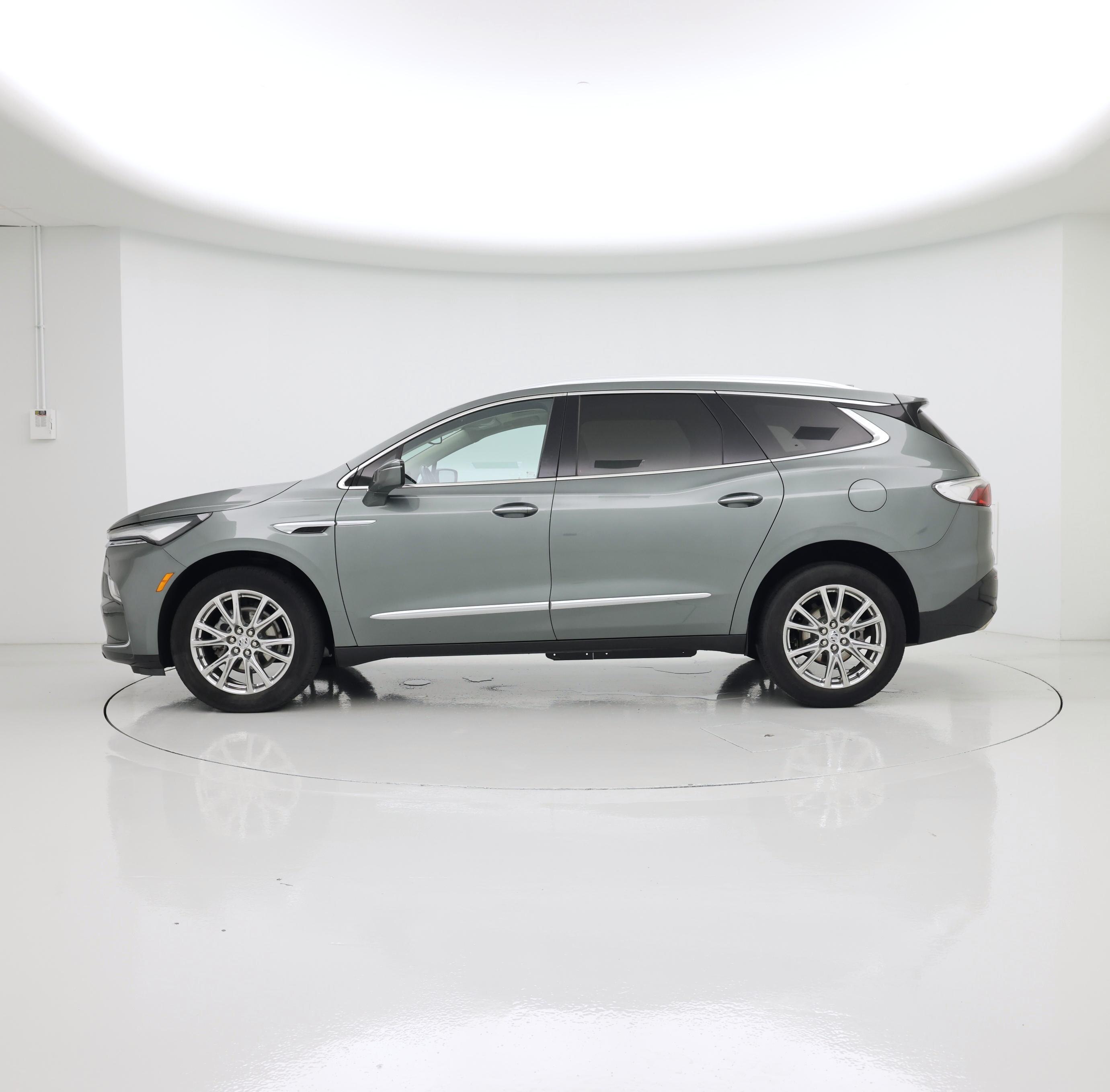 Thumbnail: 2023 Buick Enclave - 3