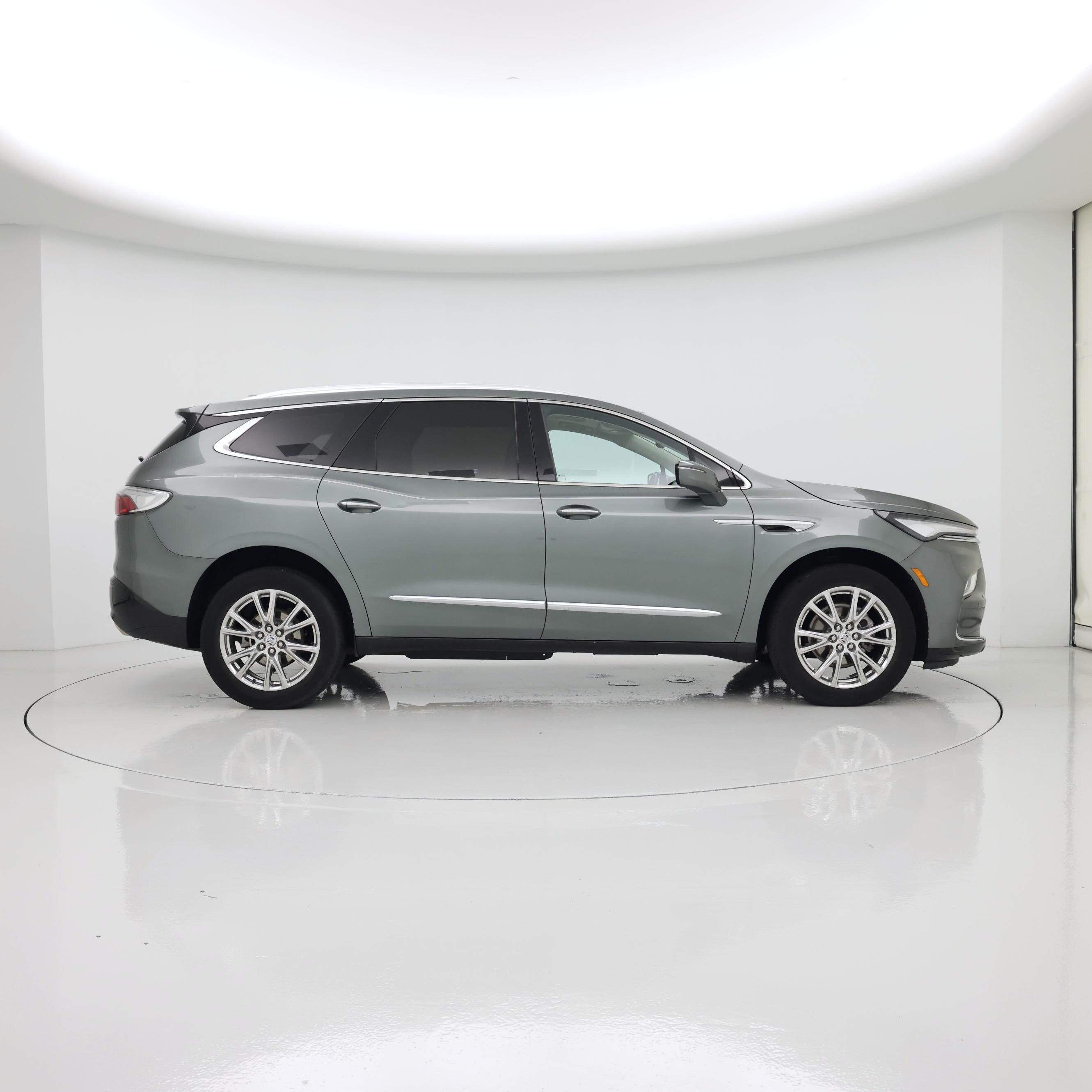 Thumbnail: 2023 Buick Enclave - 7