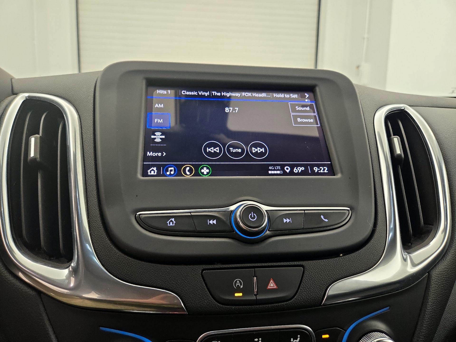 Thumbnail: 2022 Chevrolet Equinox - 15