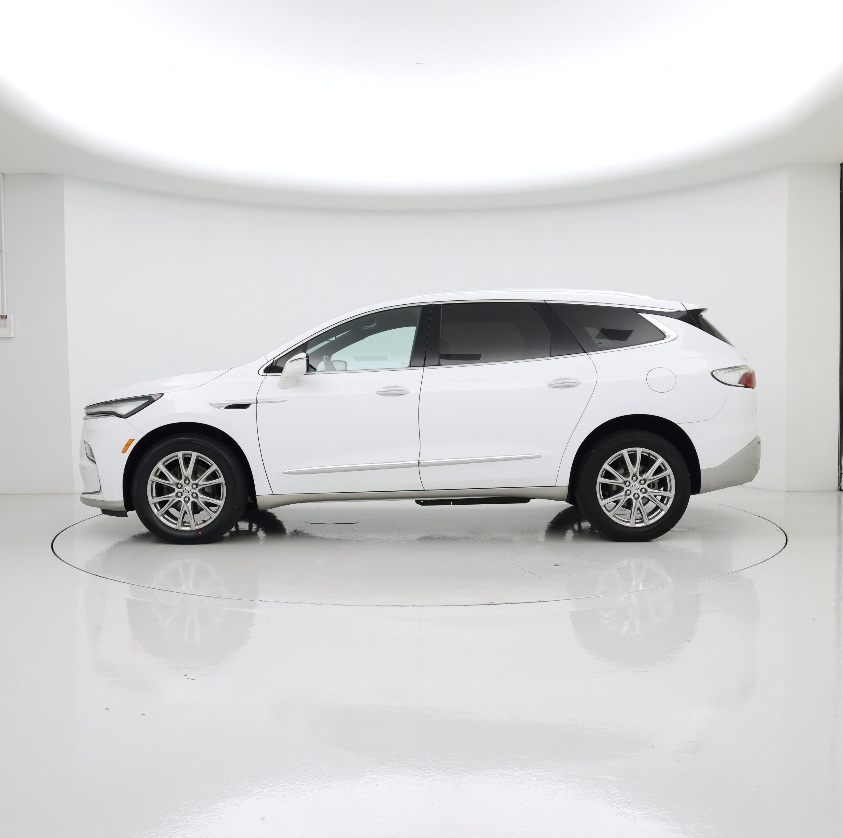 Thumbnail: 2023 Buick Enclave - 3