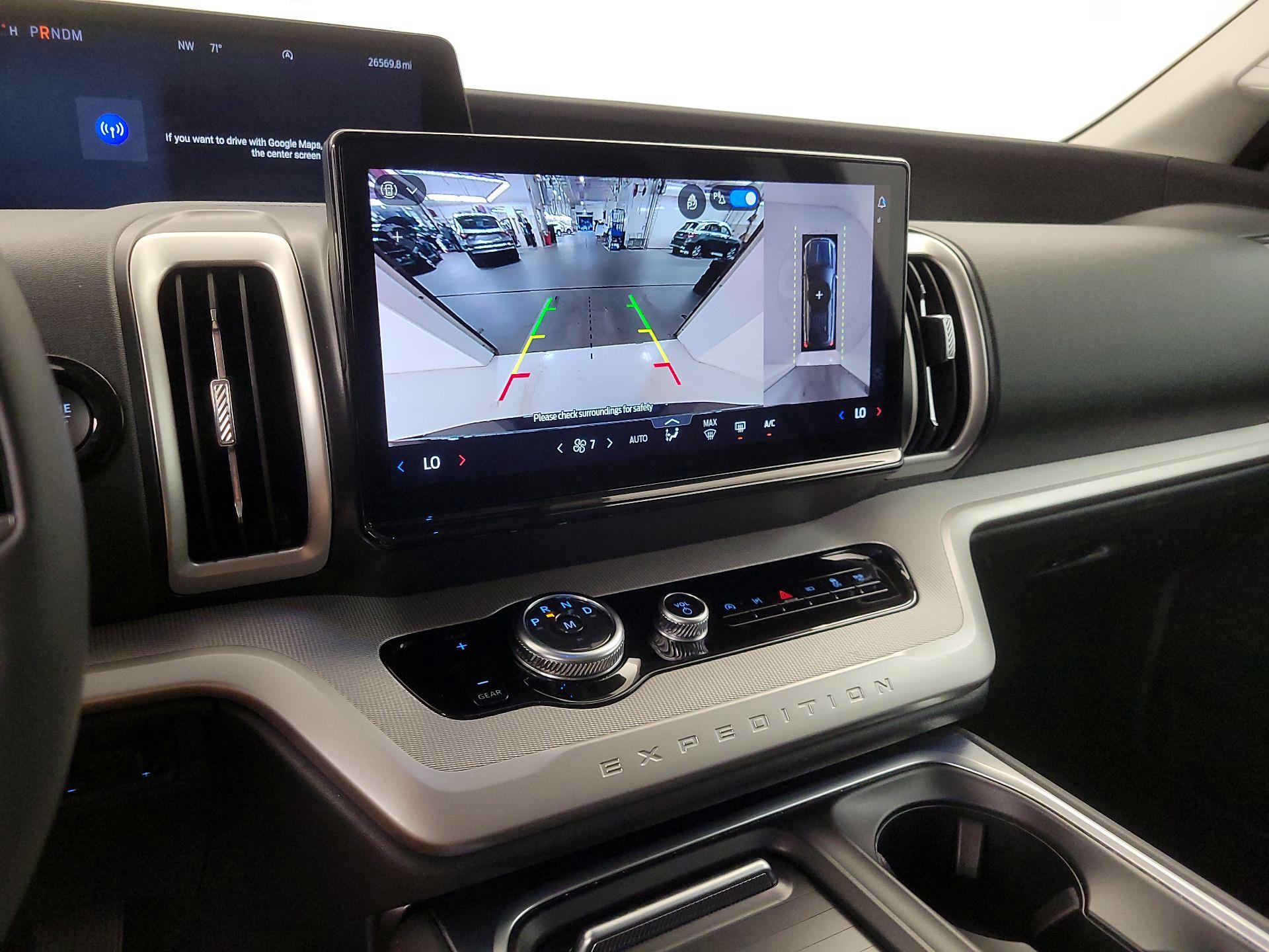 Thumbnail: 2025 Ford Expedition MAX - 15