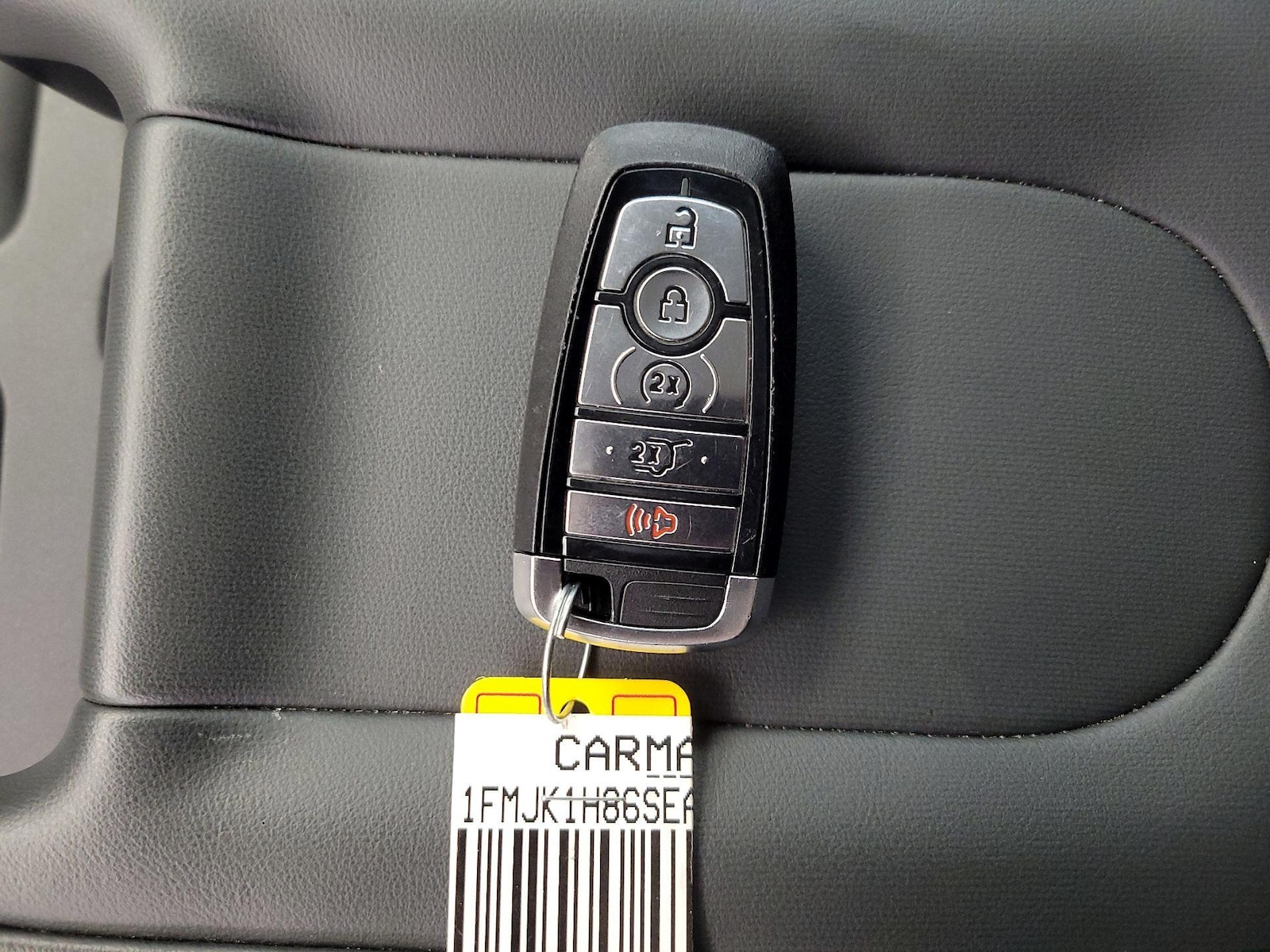 2025 Ford Expedition Active - Photo 25