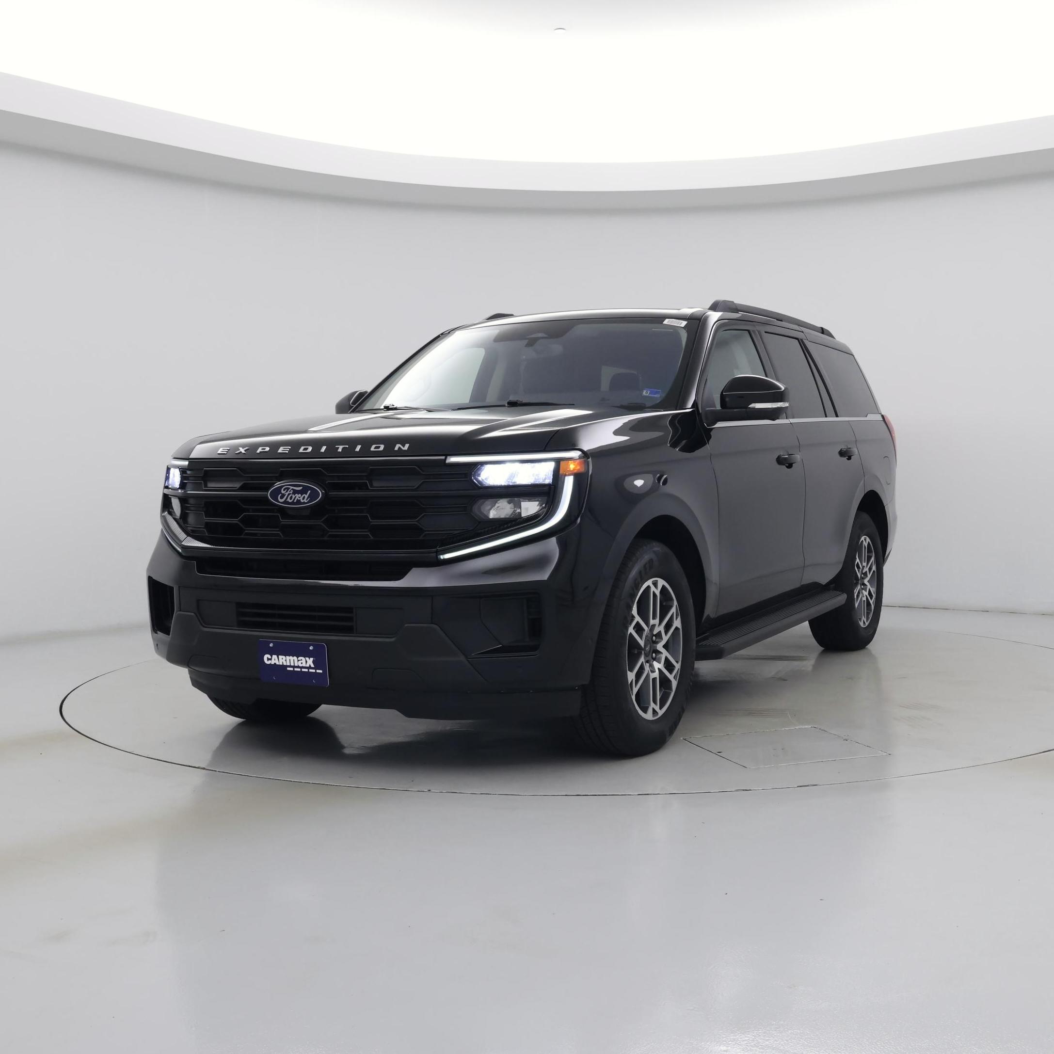 Thumbnail: 2025 Ford Expedition - 4