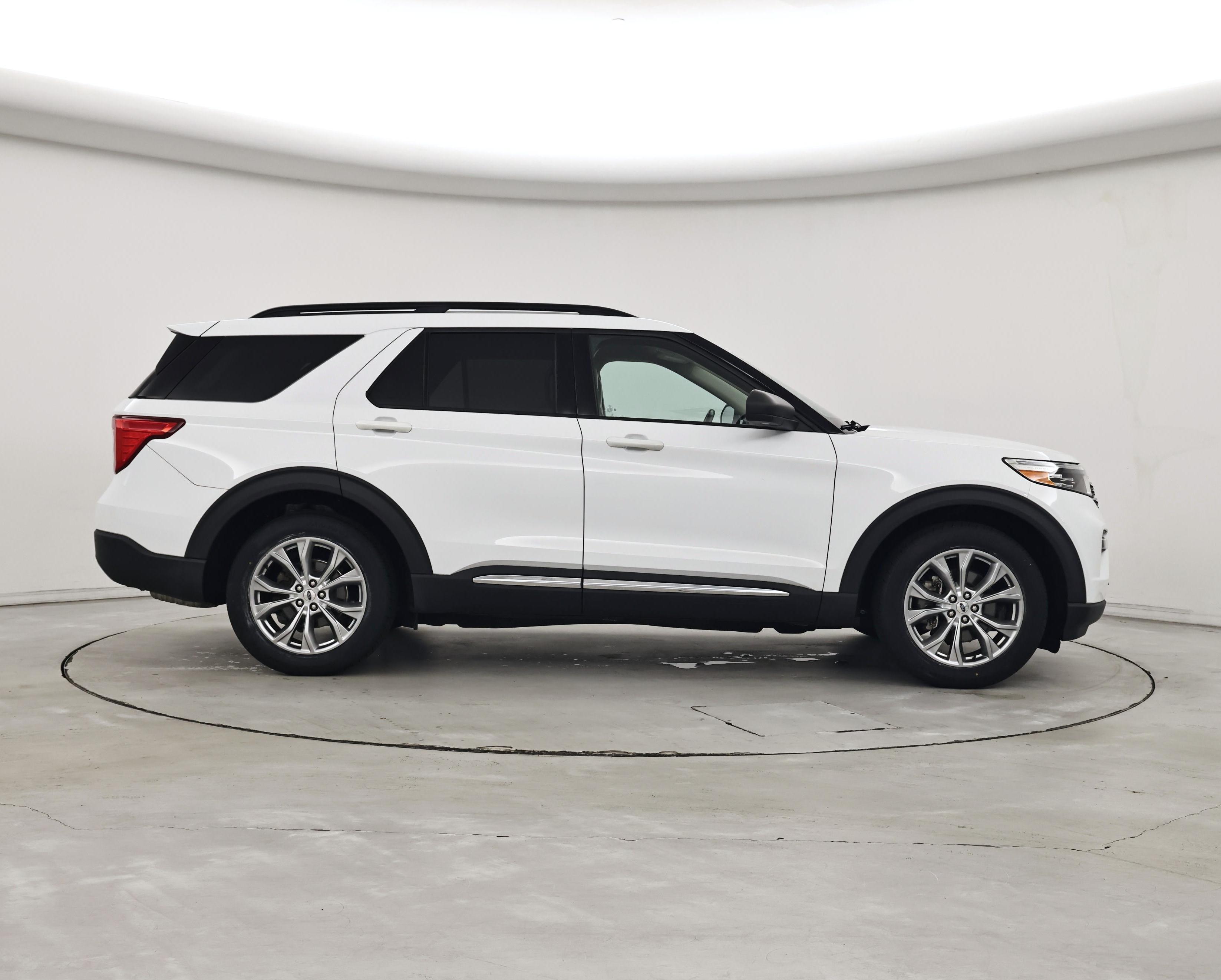 Thumbnail: 2020 Ford Explorer - 7