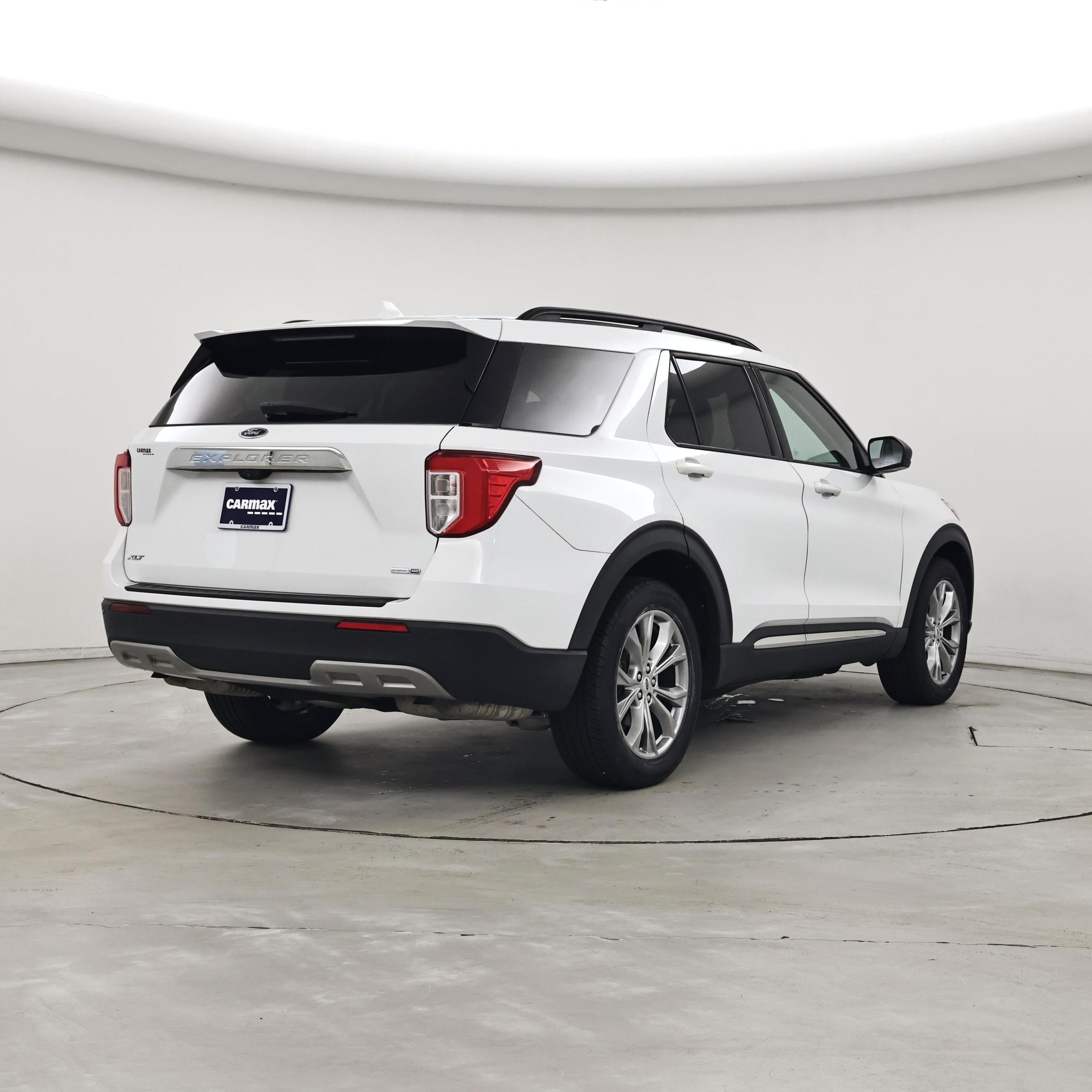 Thumbnail: 2020 Ford Explorer - 8