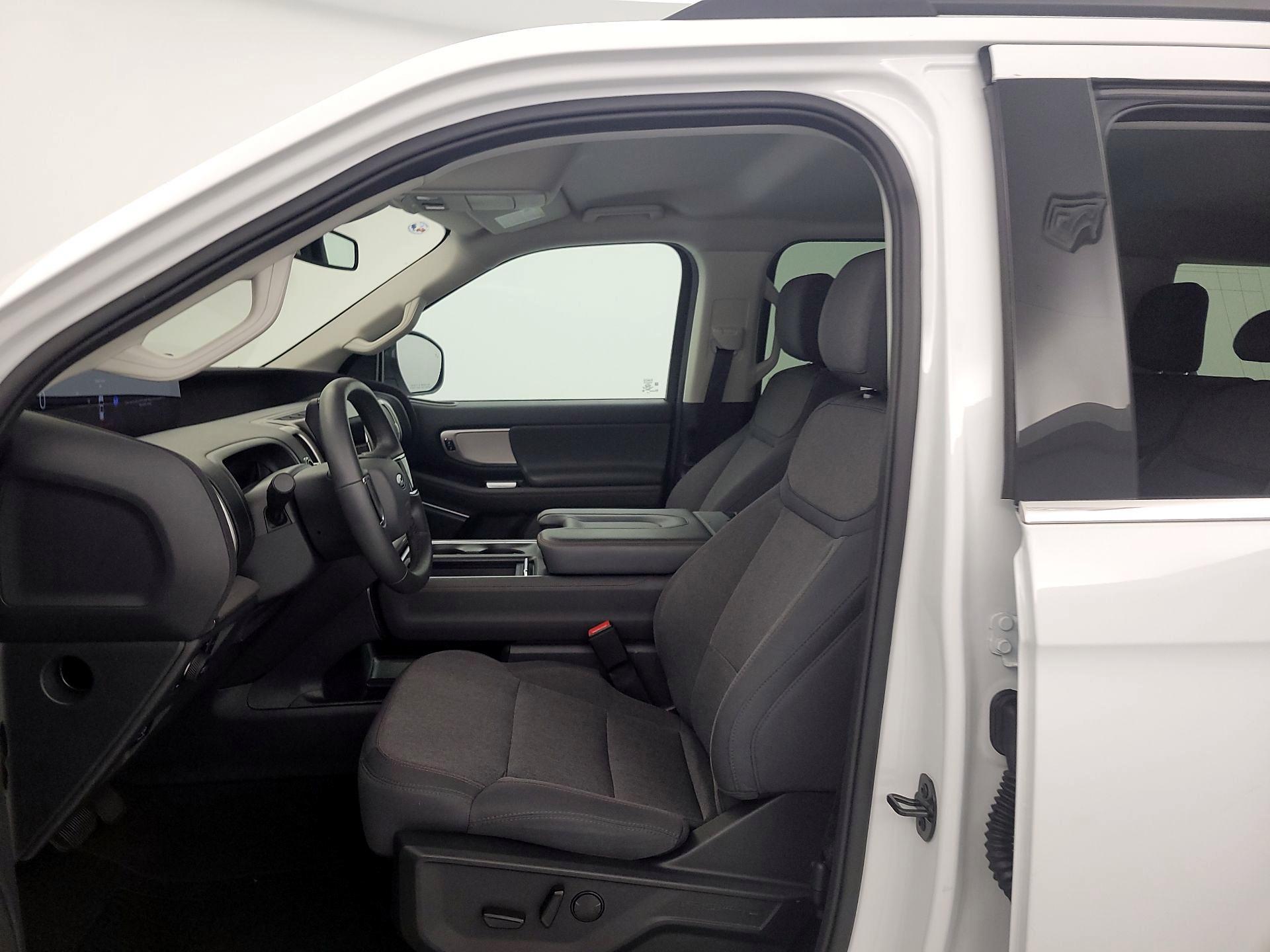 Thumbnail: 2025 Ford Expedition - 11
