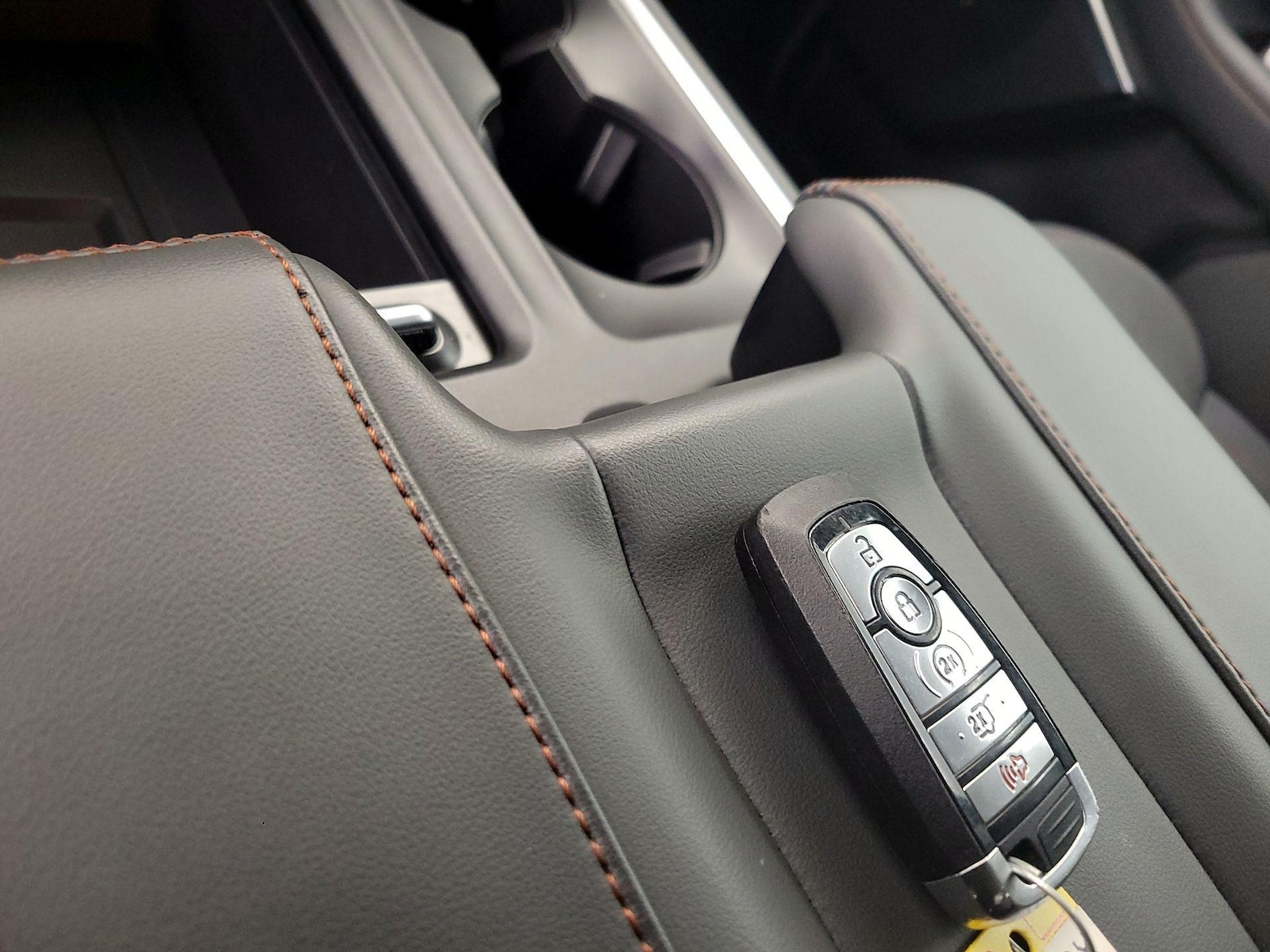 2025 Ford Expedition Active - Photo 24