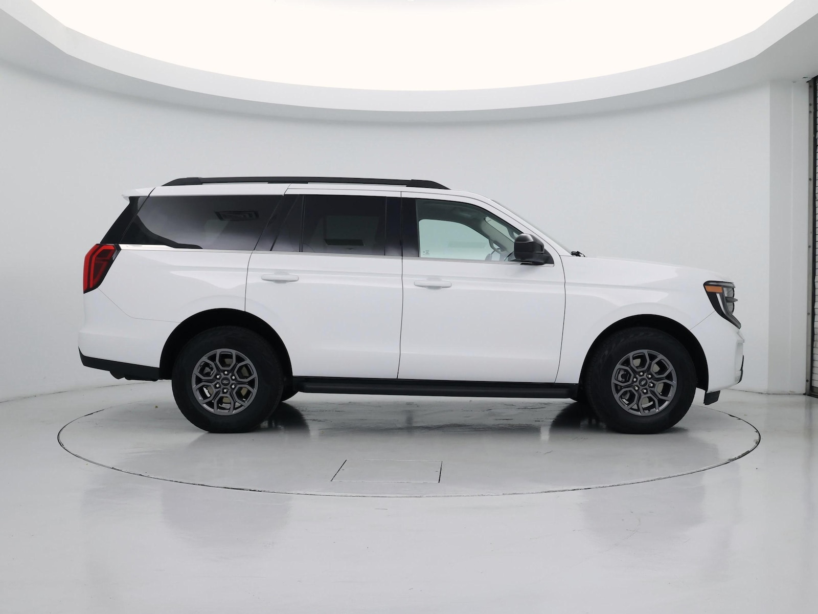 2025 Ford Expedition Active - Photo 8