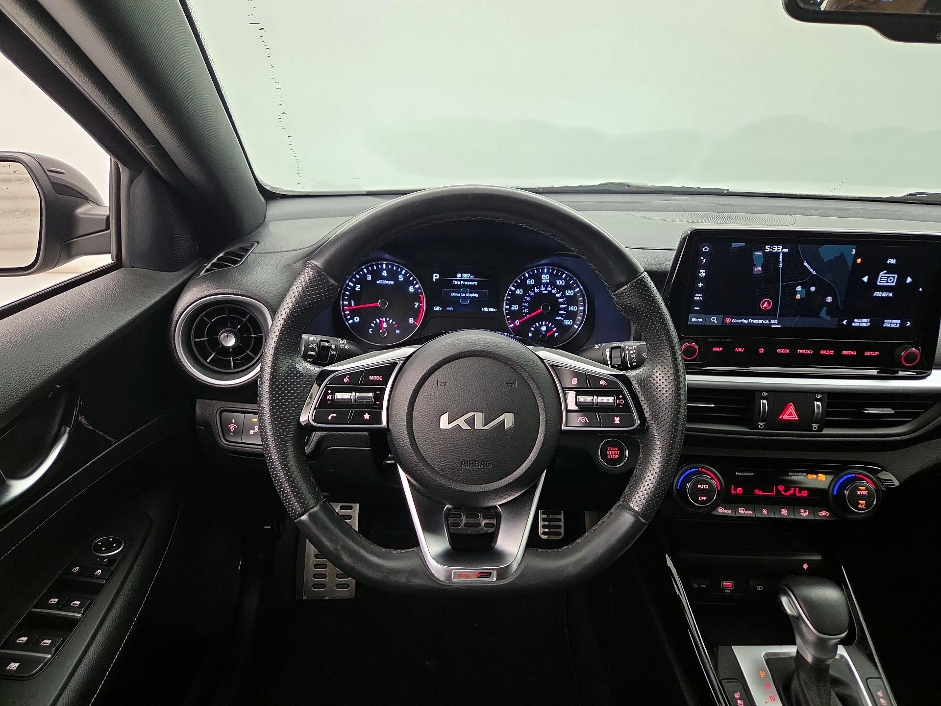 Thumbnail: 2023 Kia Forte - 10