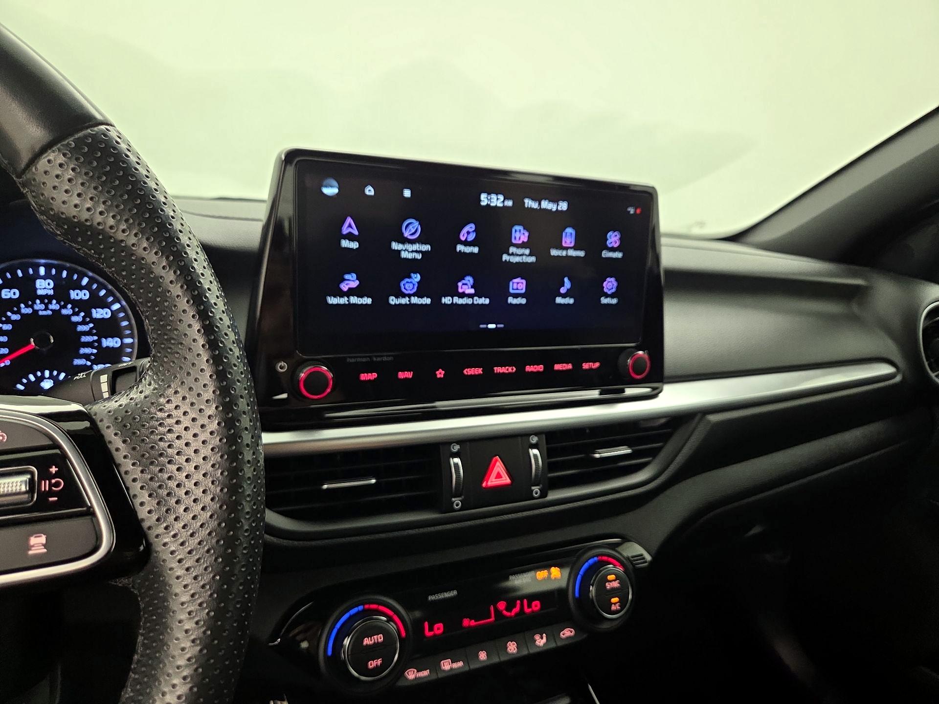 Thumbnail: 2023 Kia Forte - 16