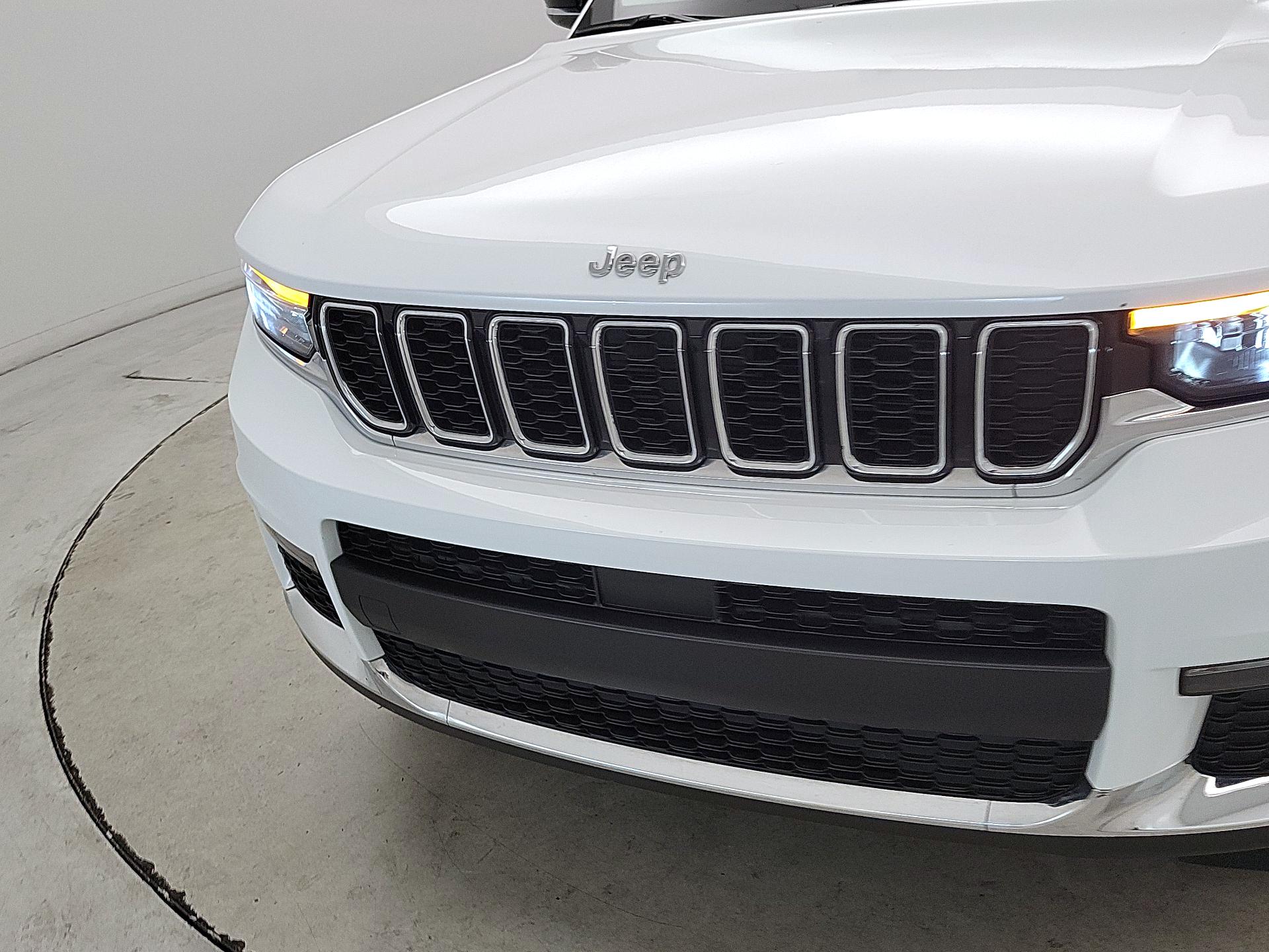 Thumbnail: 2022 Jeep Grand Cherokee L - 2