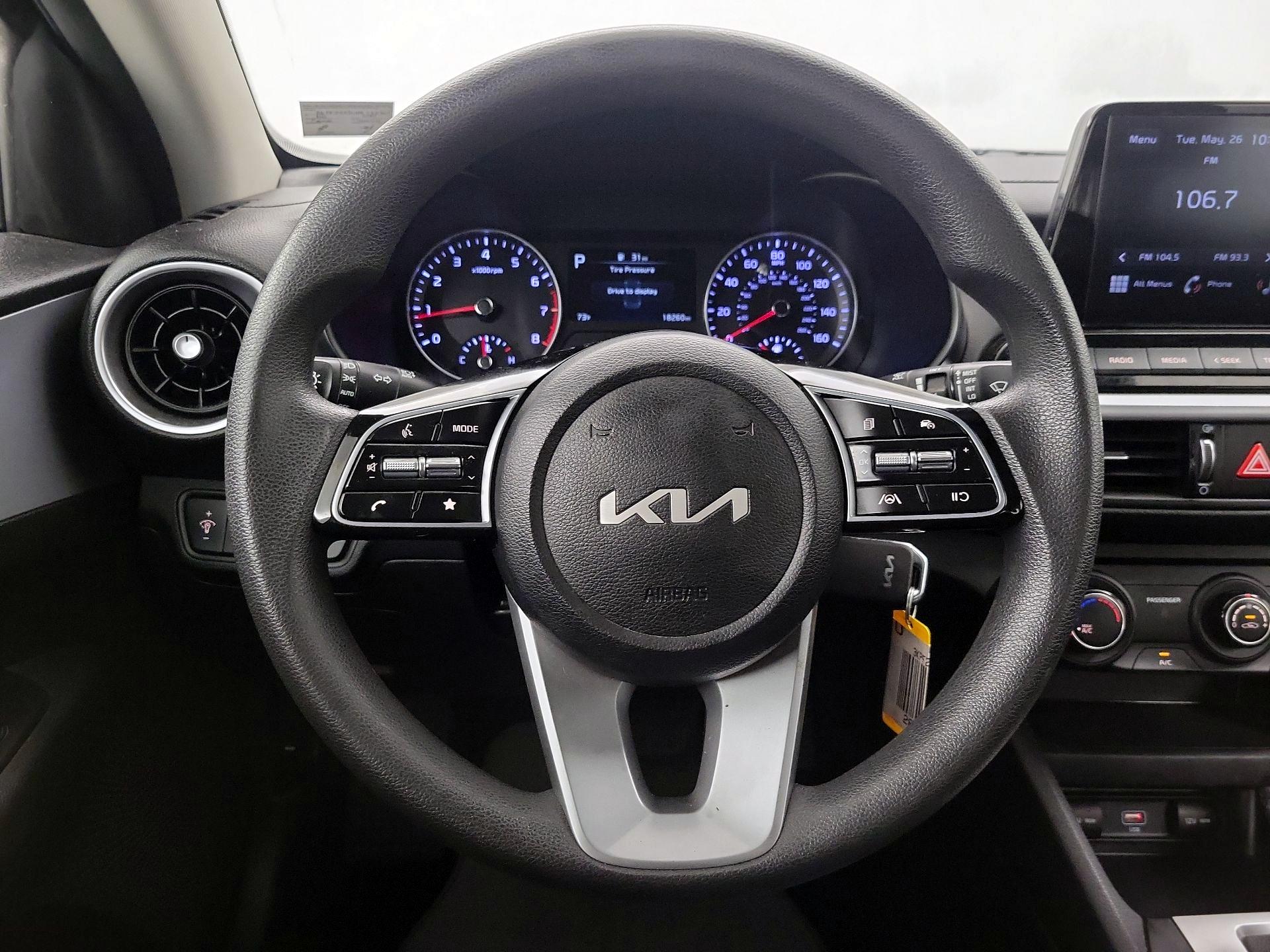 Thumbnail: 2023 Kia Forte - 10