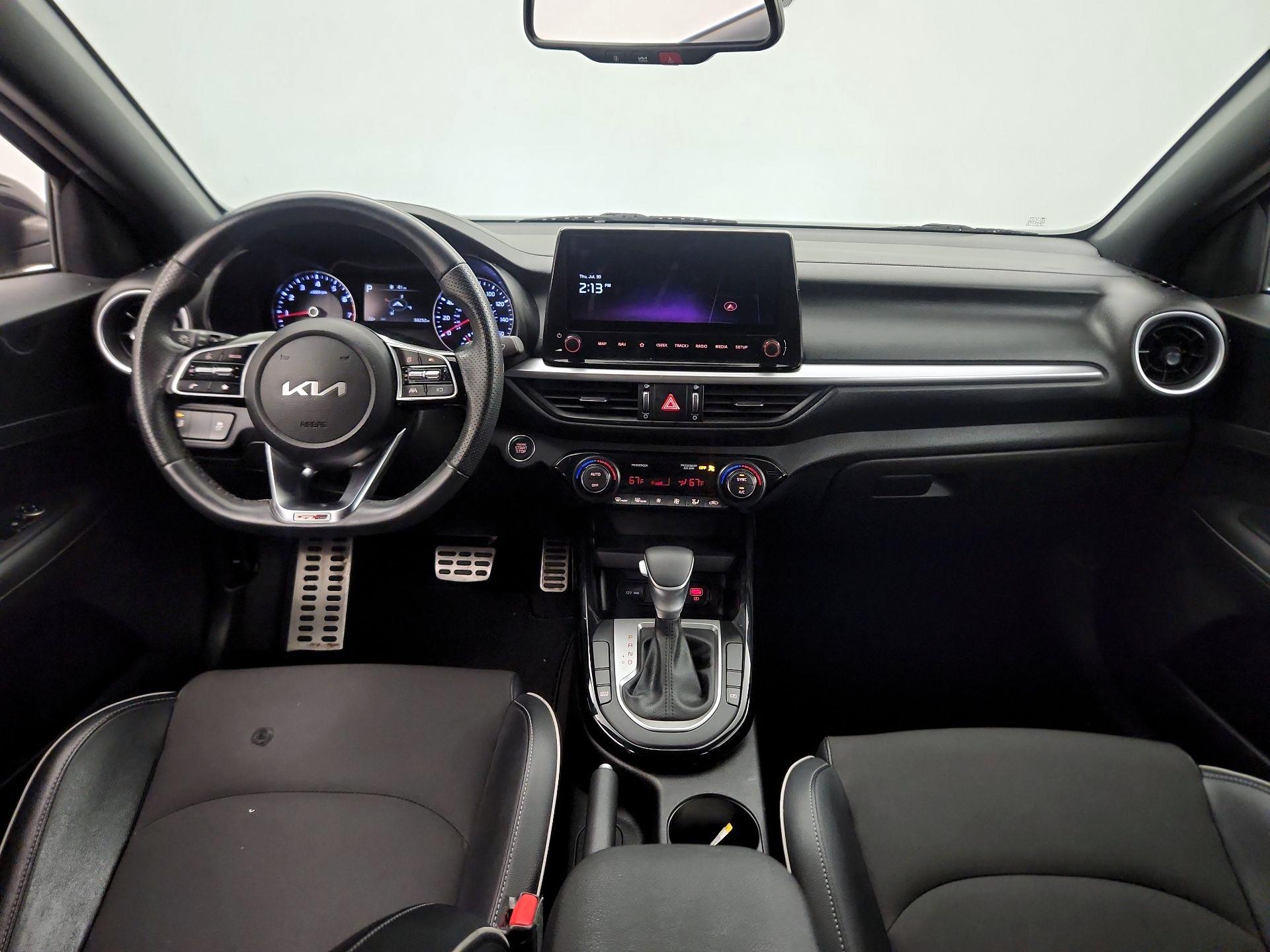 Thumbnail: 2023 Kia Forte - 9