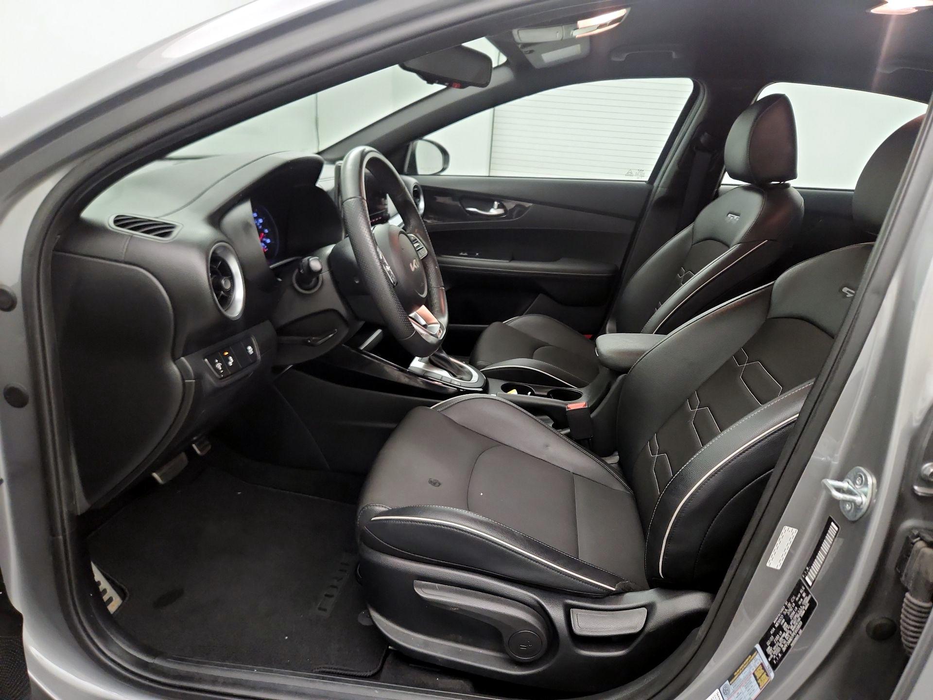 Thumbnail: 2023 Kia Forte - 11