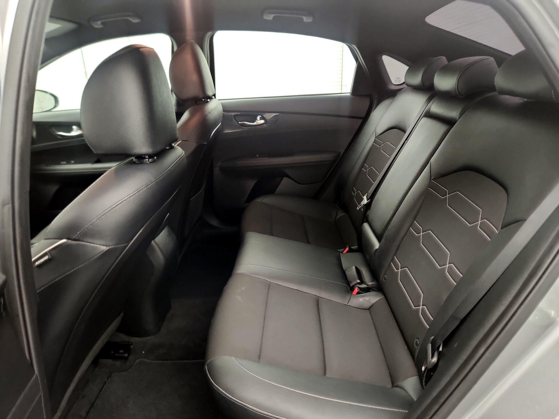 Thumbnail: 2023 Kia Forte - 18