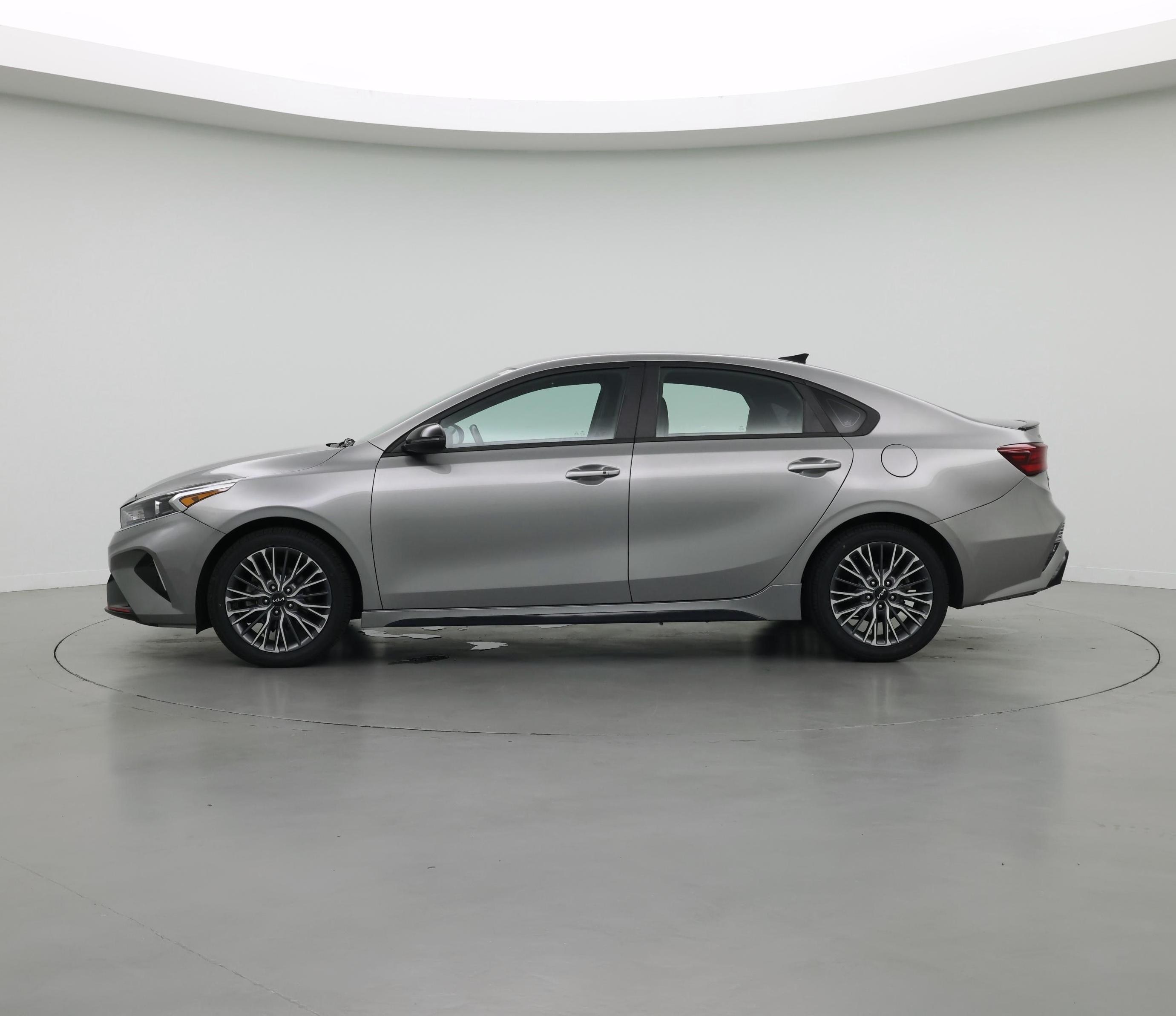 Thumbnail: 2023 Kia Forte - 3