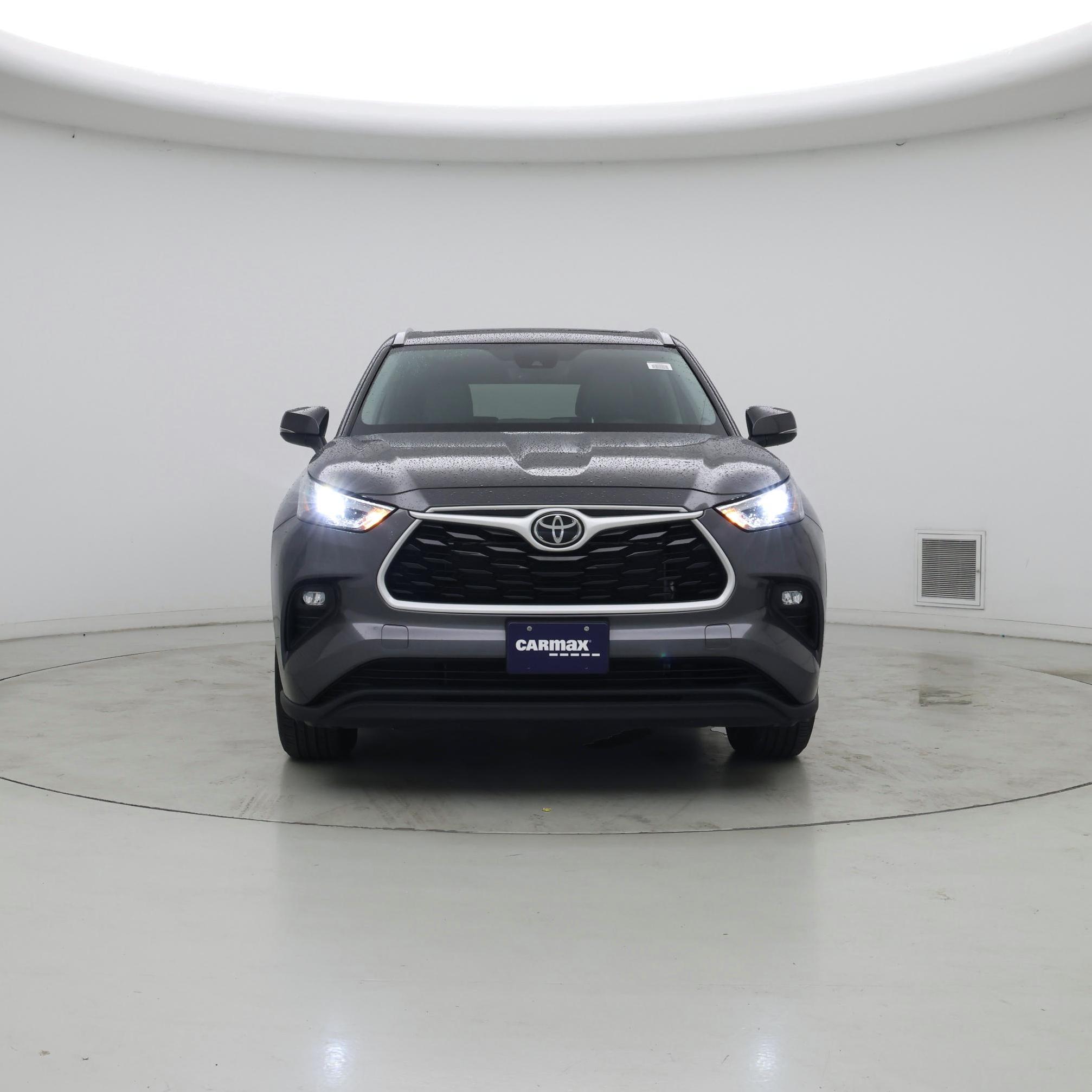 Thumbnail: 2022 Toyota Highlander - 5