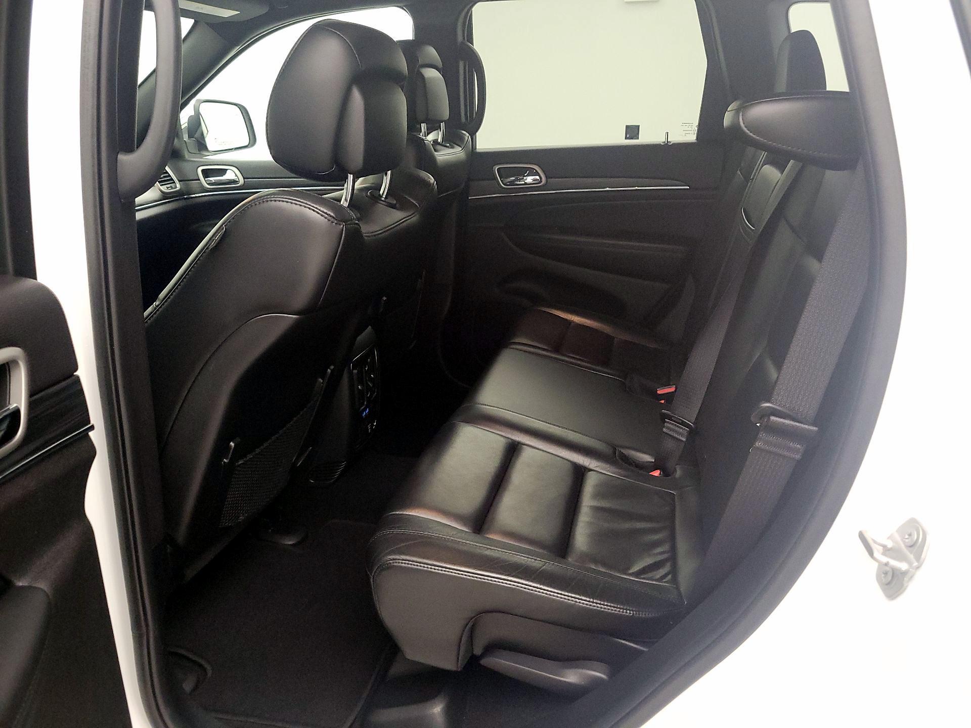 Thumbnail: 2021 Jeep Grand Cherokee - 20