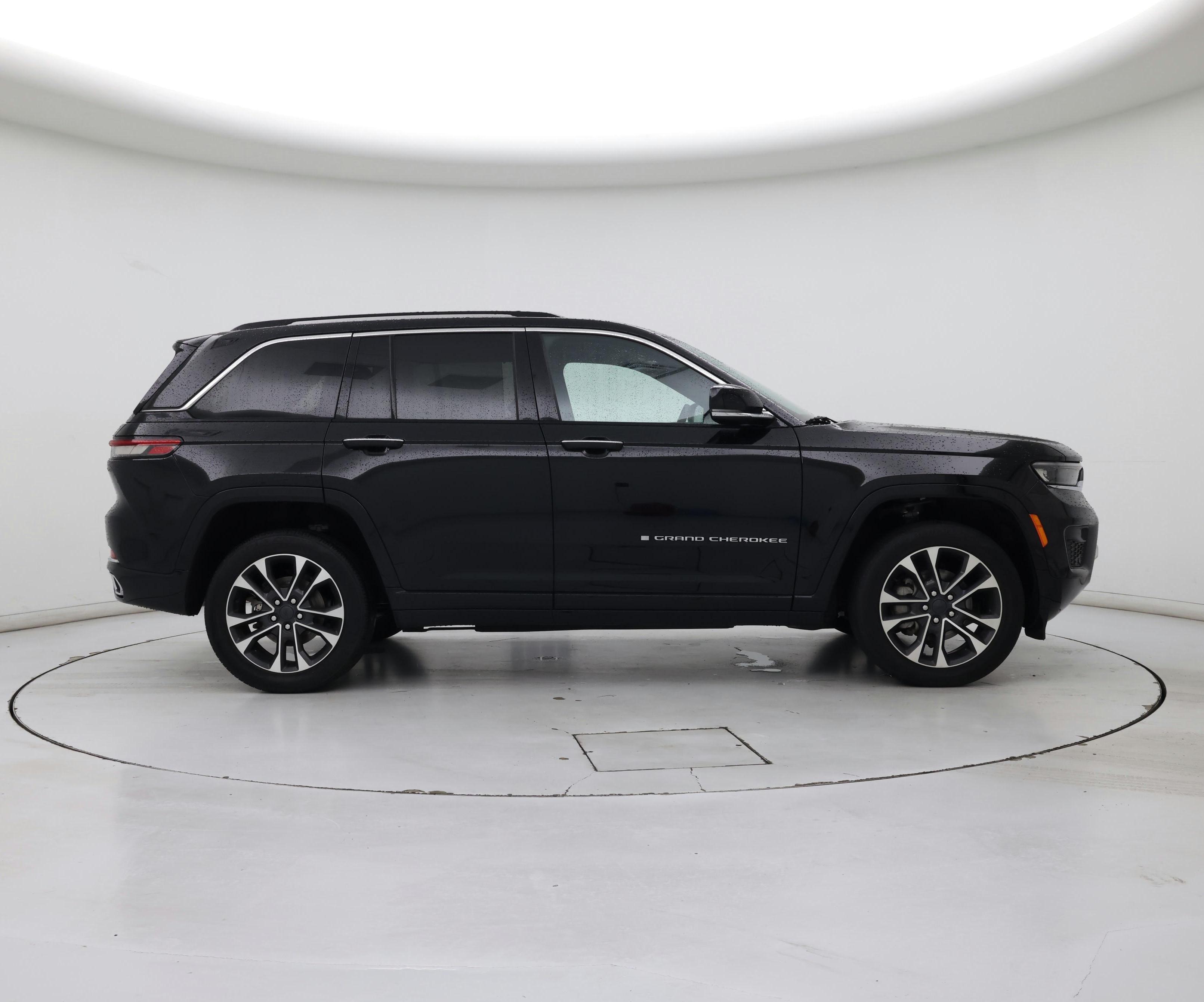 Thumbnail: 2023 Jeep Grand Cherokee - 7