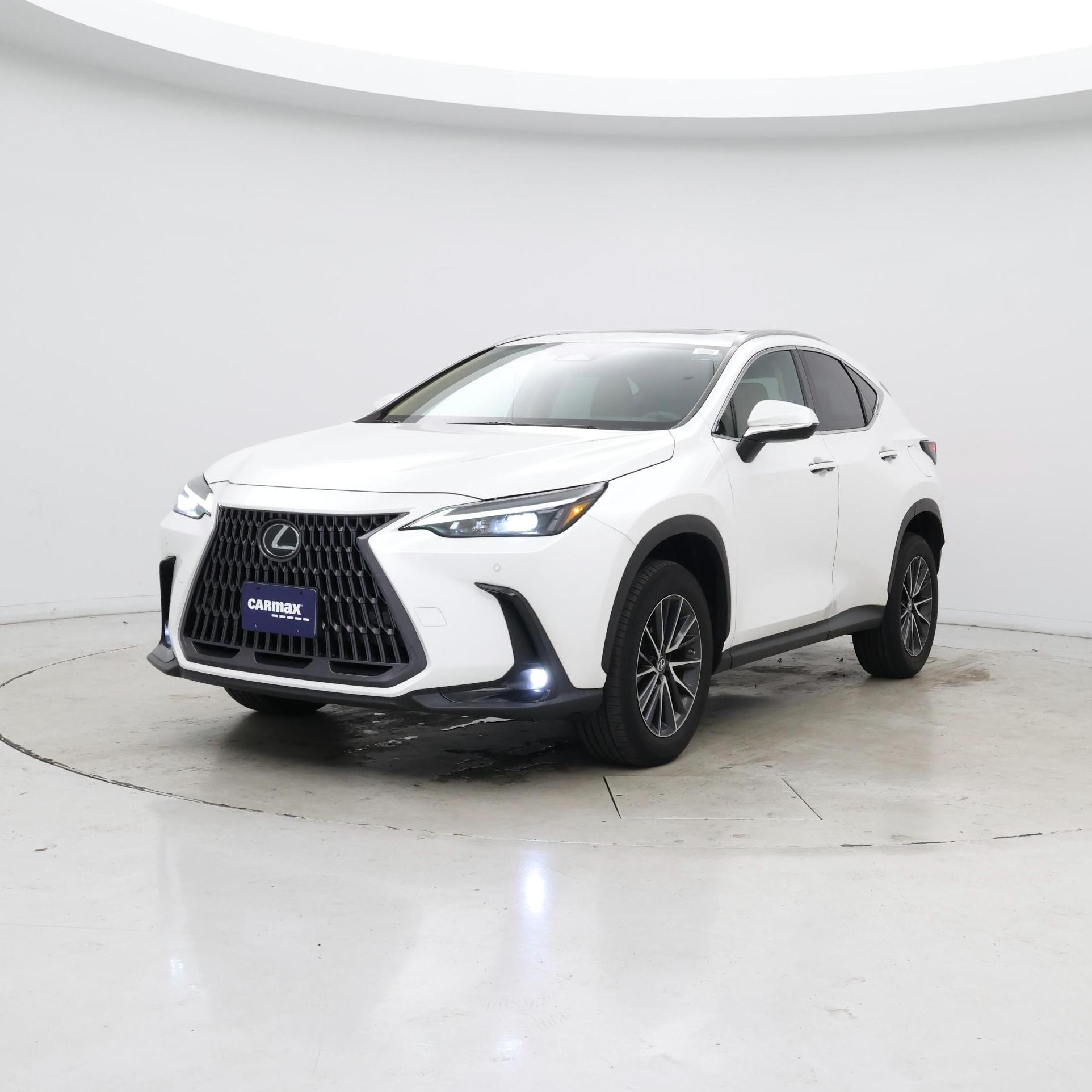 Thumbnail: 2023 Lexus NX - 4